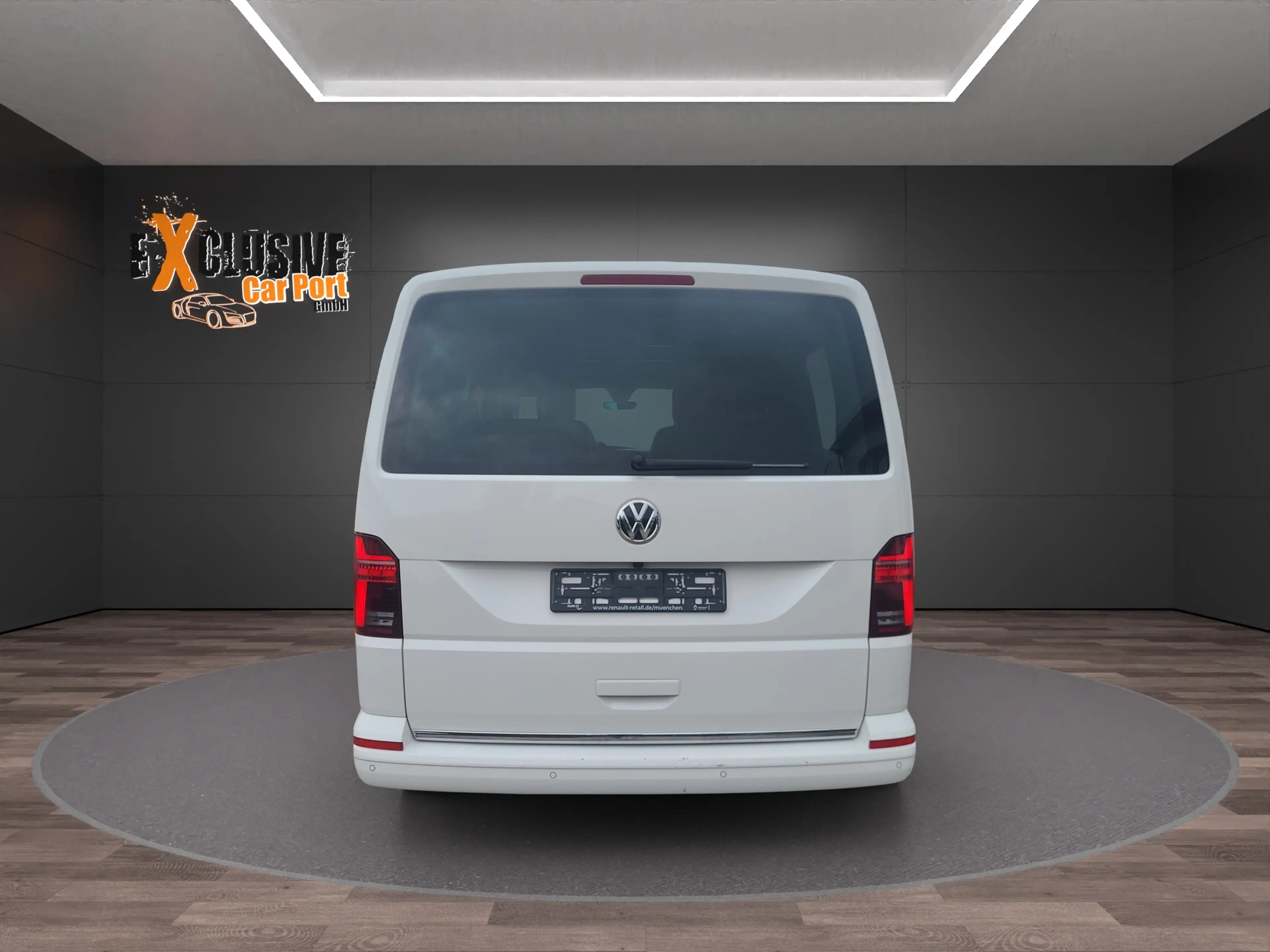 Volkswagen T6.1 Multivan Multivan Generation Six FWD — photo 4