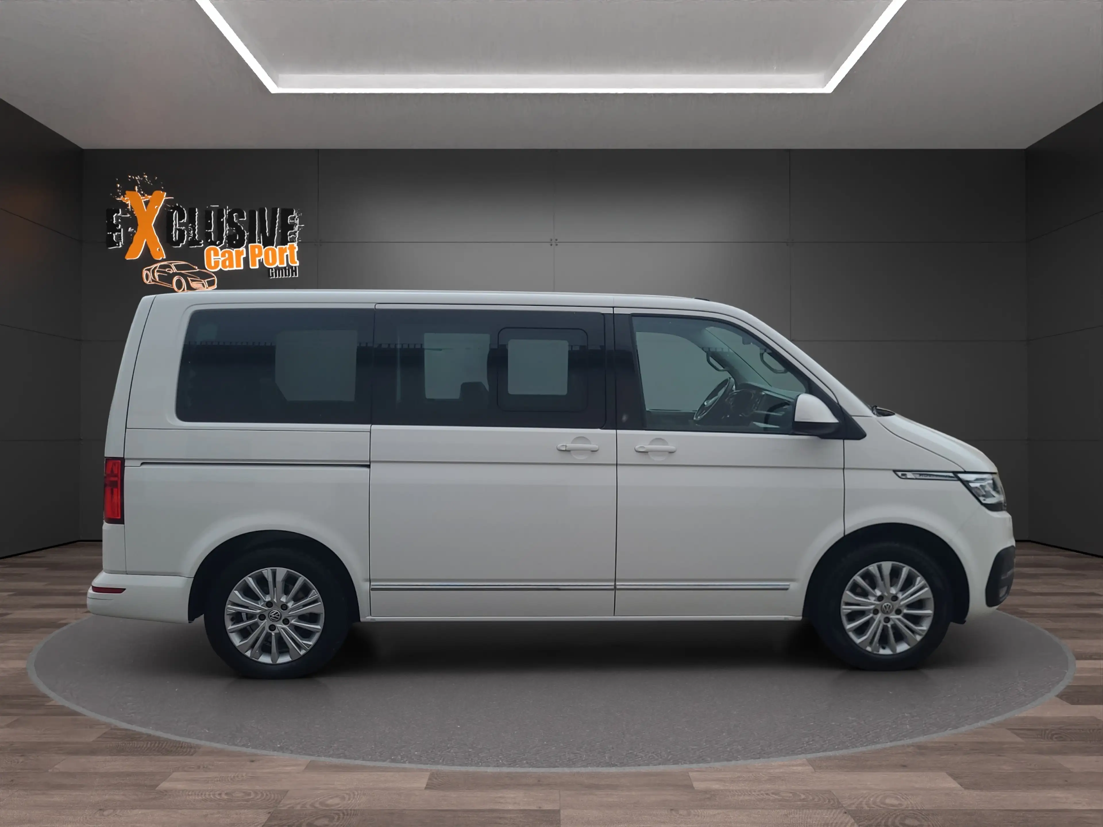 Volkswagen T6.1 Multivan Multivan Generation Six FWD — photo 6