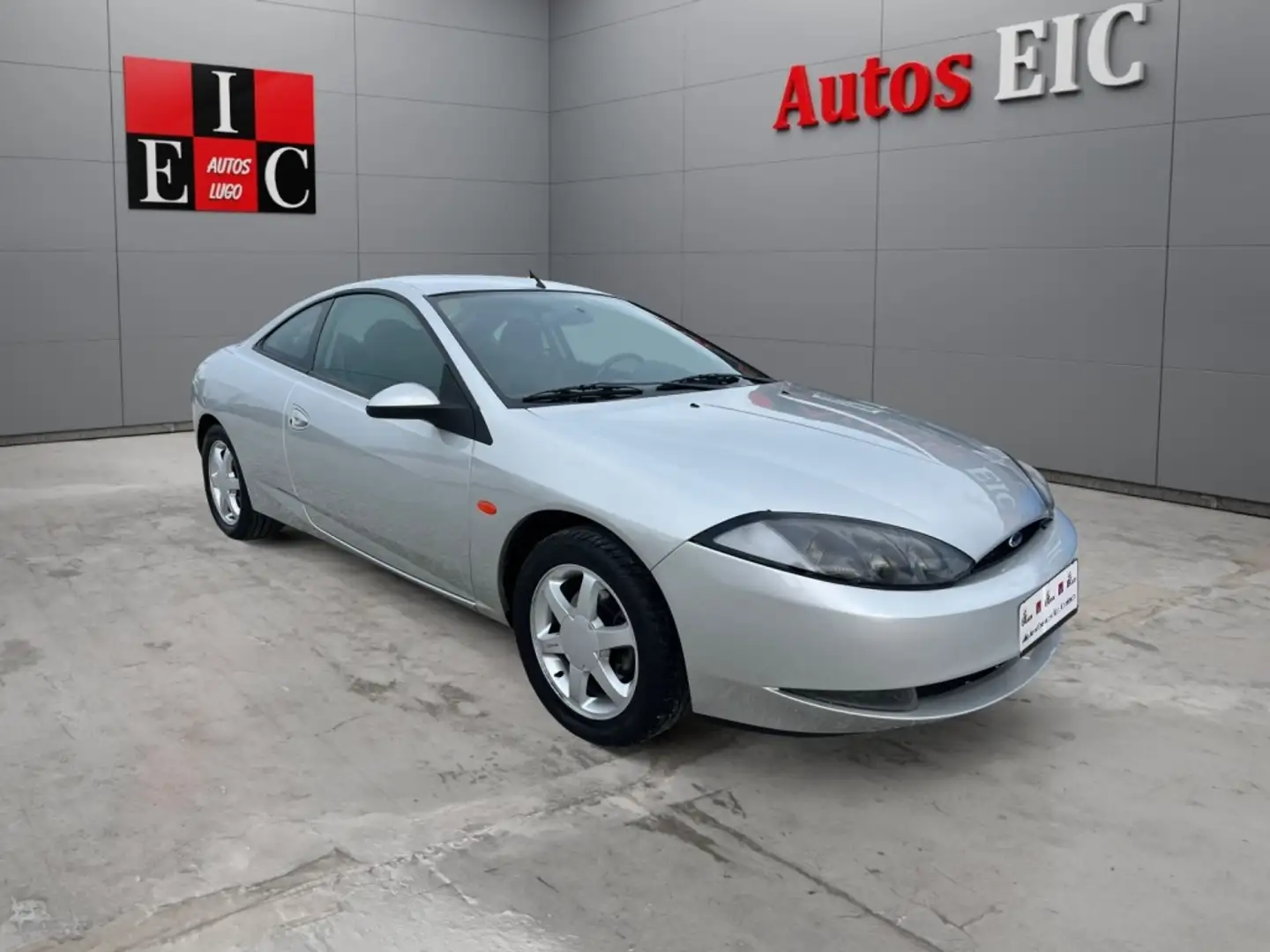 Ford Cougar 2.5 V6 Plateado - 1