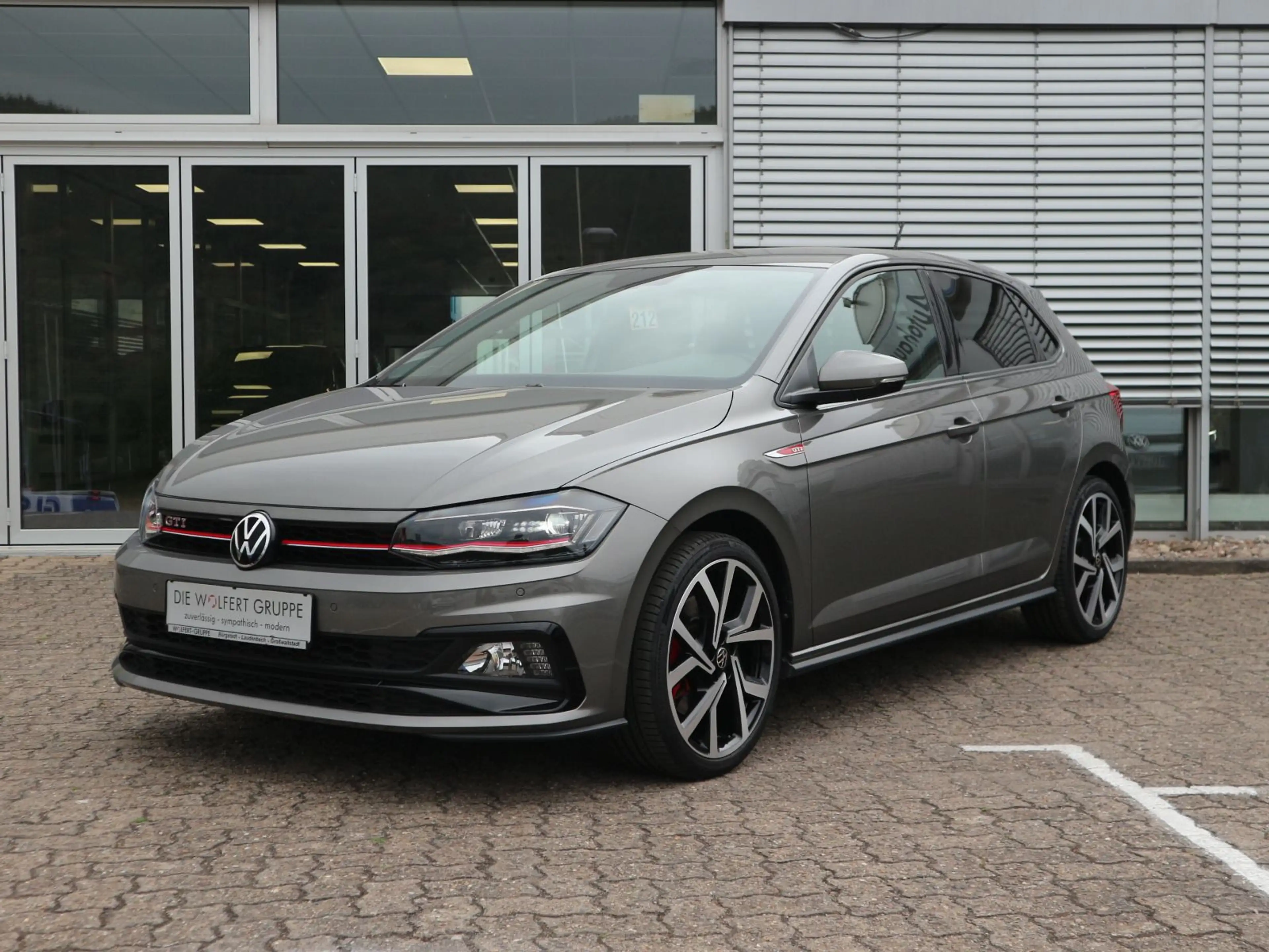 Volkswagen Polo GTI 2.0 TSI DSG LED ACC NAVI RFK — photo 2