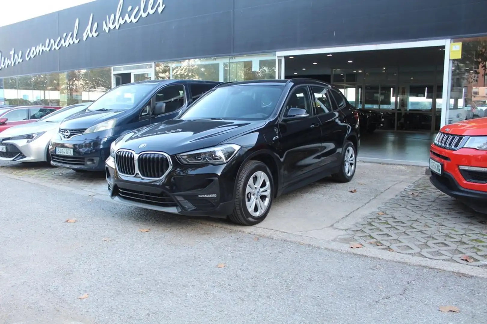BMW X1 xDrive25eA Negro - 1