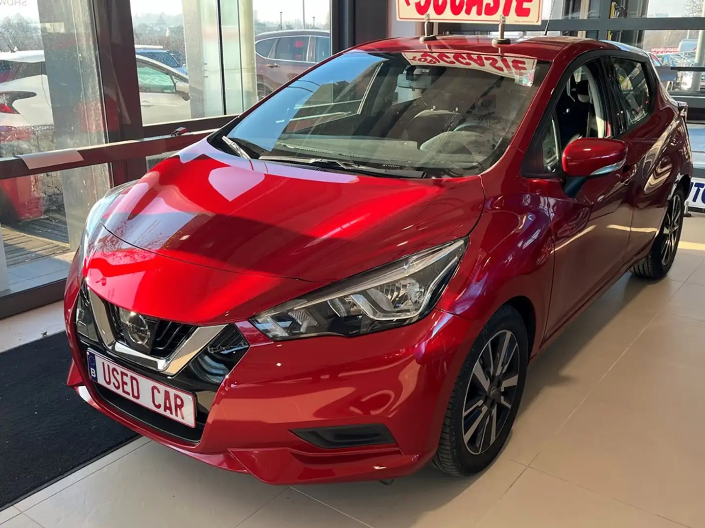 Nissan Micra N-Connecta + NAV 90ch Rouge - 1