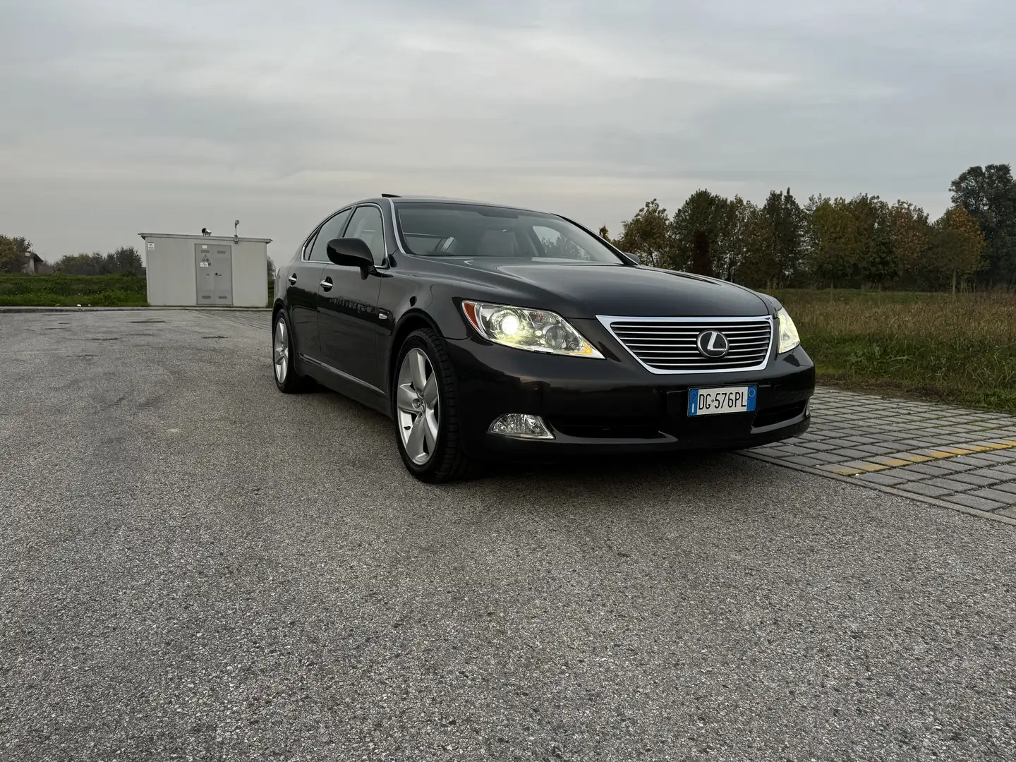 Lexus LS 460 4.6 auto - 2