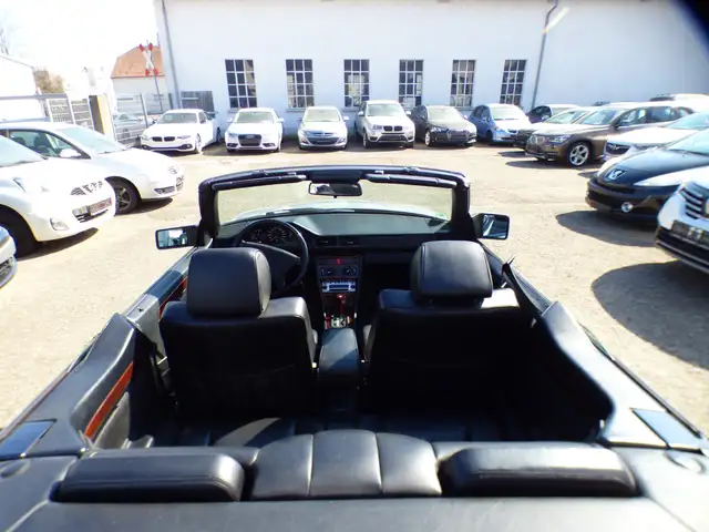 Mercedes-Benz E-Class view 10