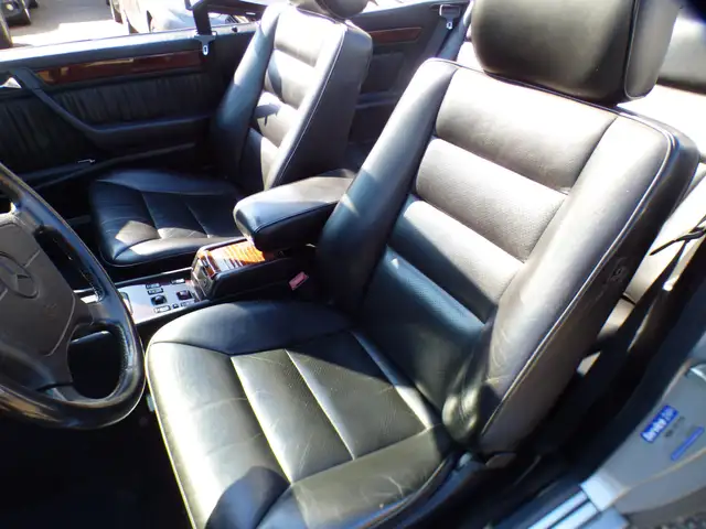 Mercedes-Benz E-Class view 12