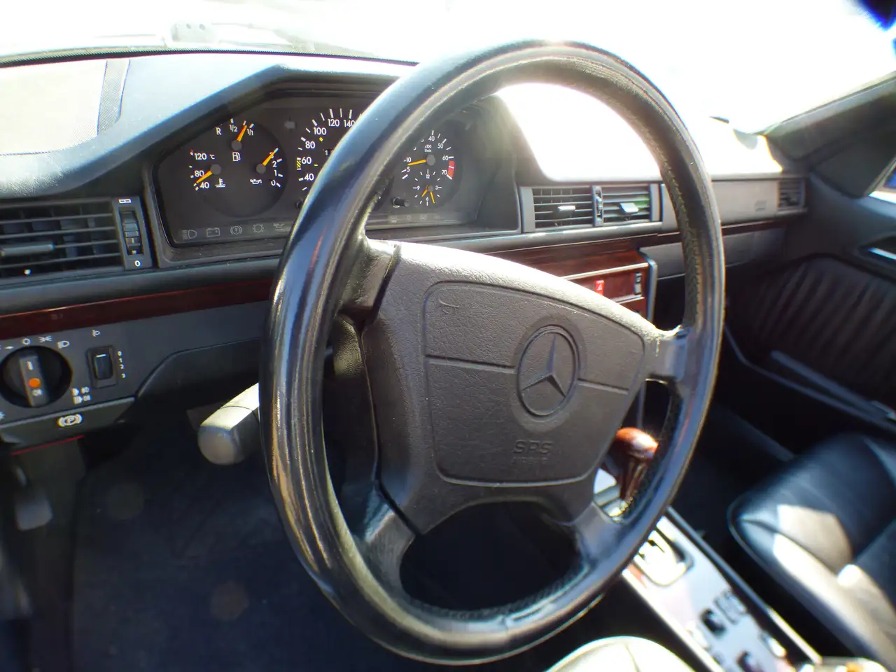 Mercedes-Benz E 200 Cabriolet "Automatik"Leder, foto 11