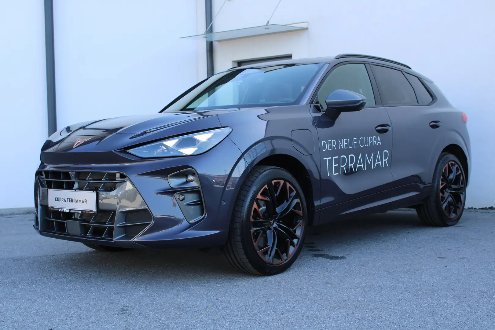 CUPRA Terramar VZ e-HYBRID 272PS "PHEV" DSG "MEGAAUSSTATTUNG" Burdeos - 2