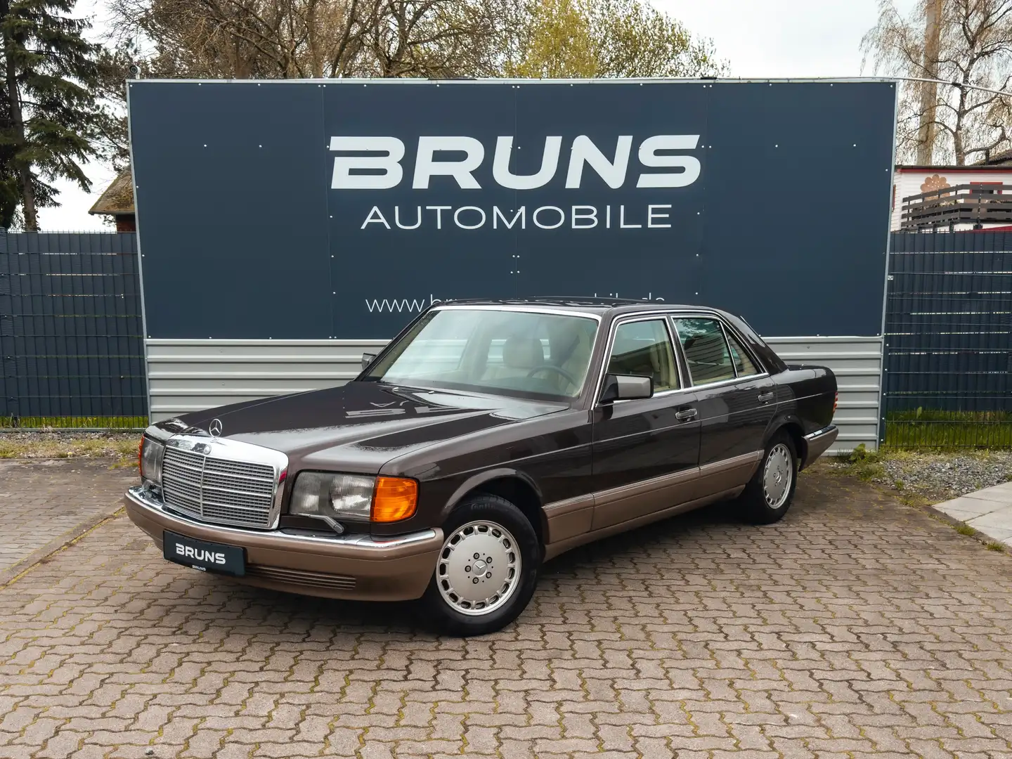 Mercedes-Benz 420 SE W126 H-Kennzeichen Leder beige Barna - 1