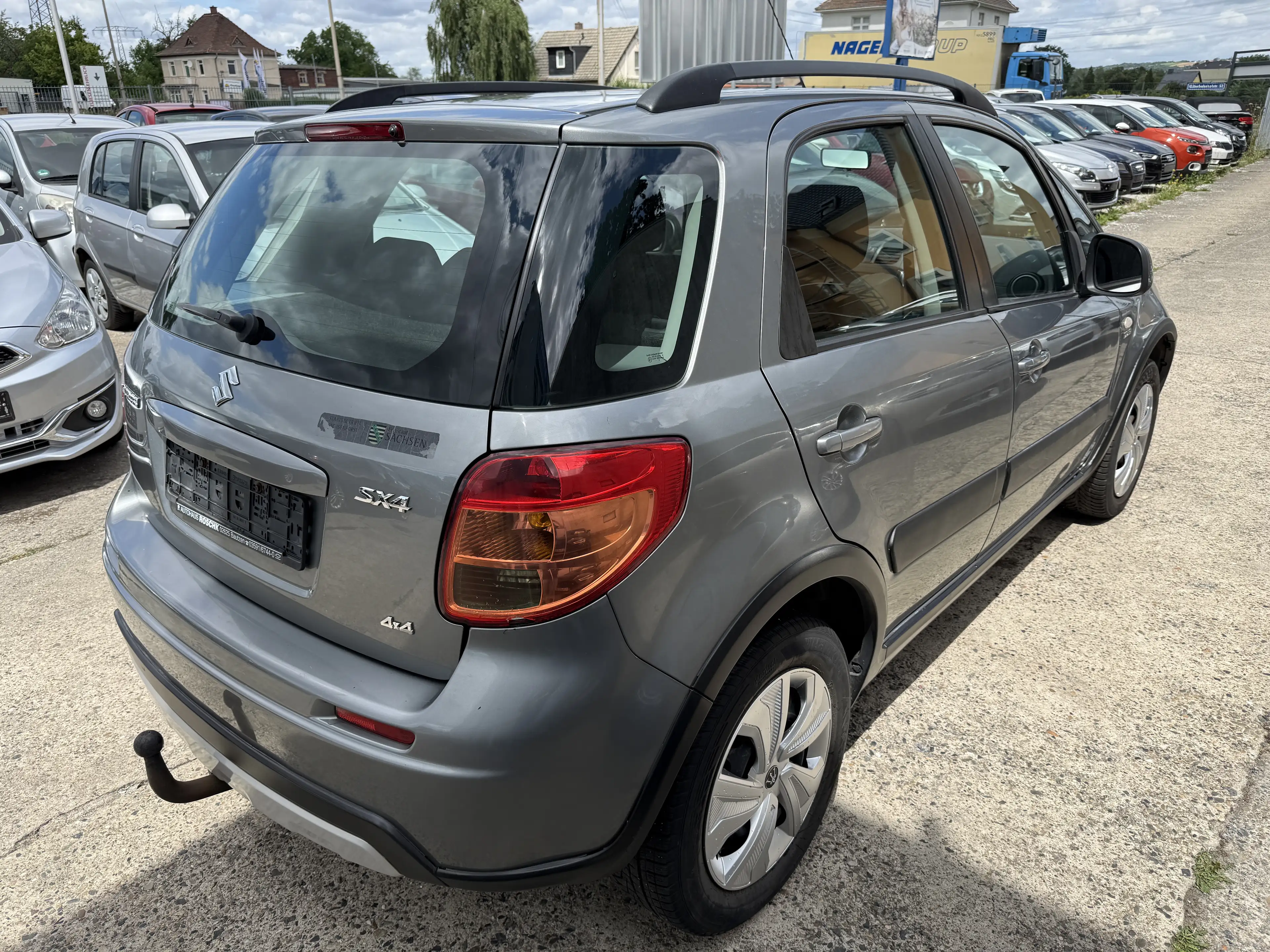 Suzuki SX4 Club — photo 12