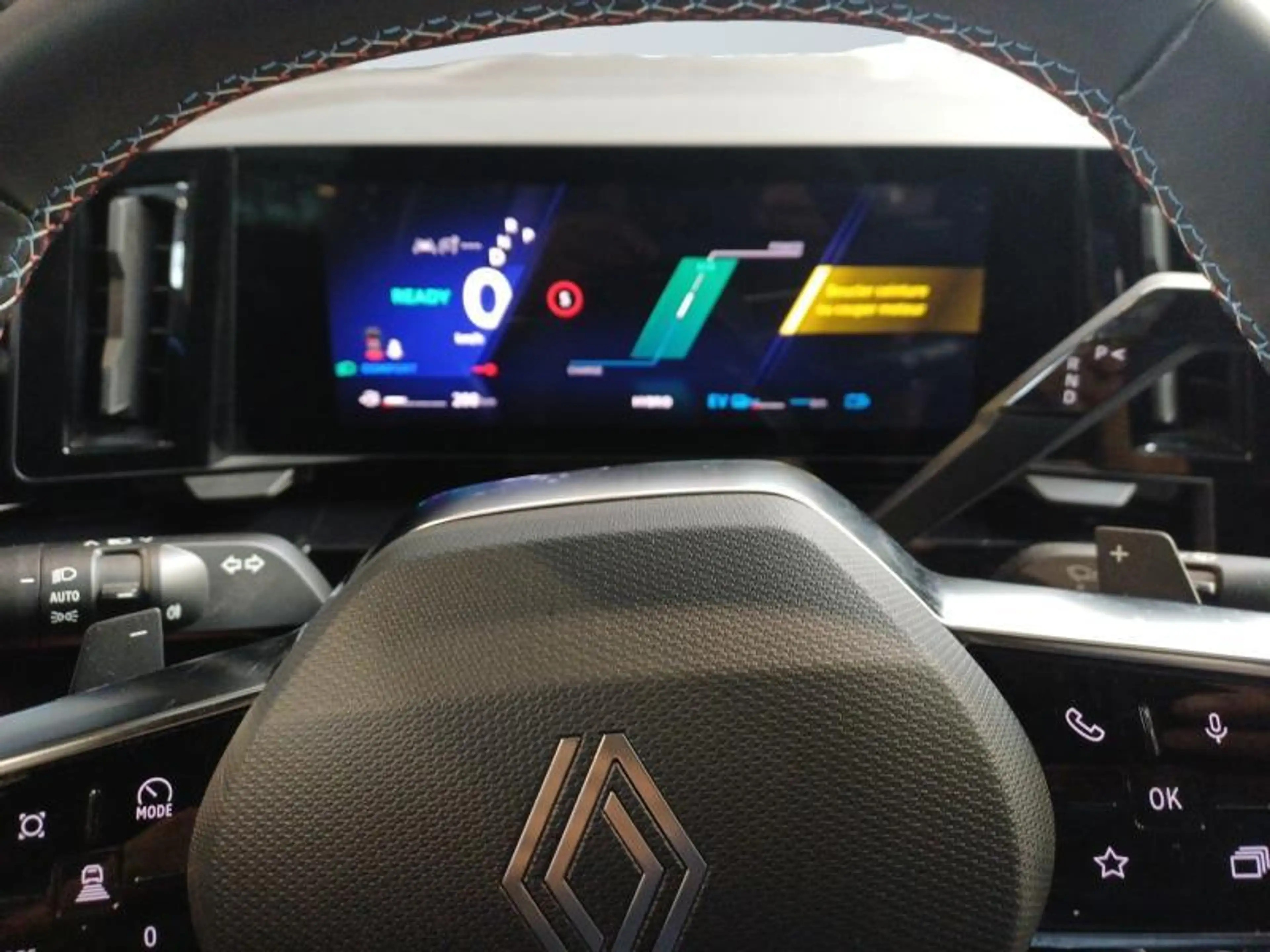 Renault Rafale 1.2 E-TECH PHEV 4x4 Atelier Alpine 300 Hp — photo 15