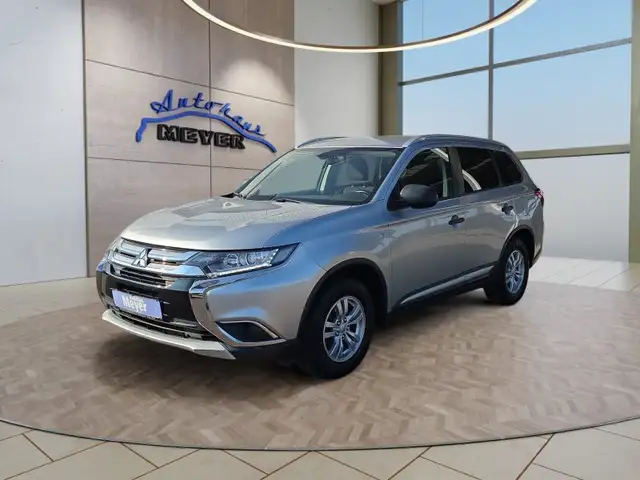 Mitsubishi Outlander 2.0 150PS aAHK/Kamera/Temp/Sitzhz.