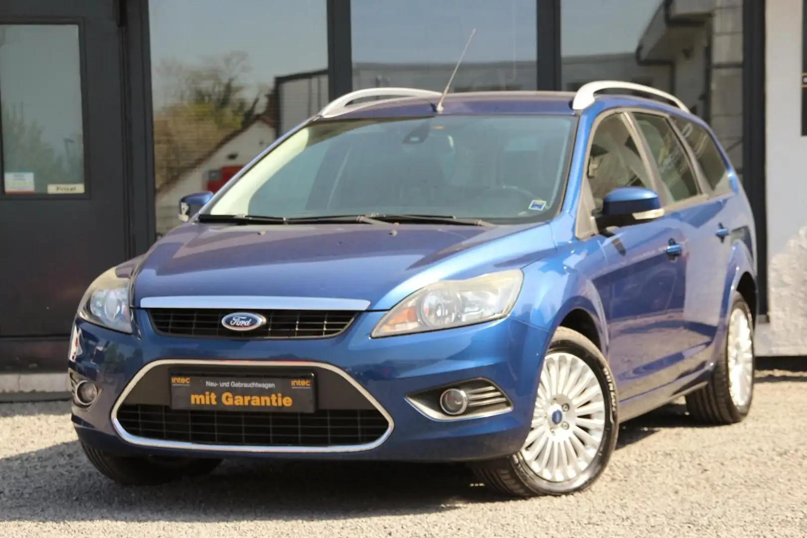 Ford Focus Turnier Titanium Klima 1.Hand Garantie Ins Albastru - 1