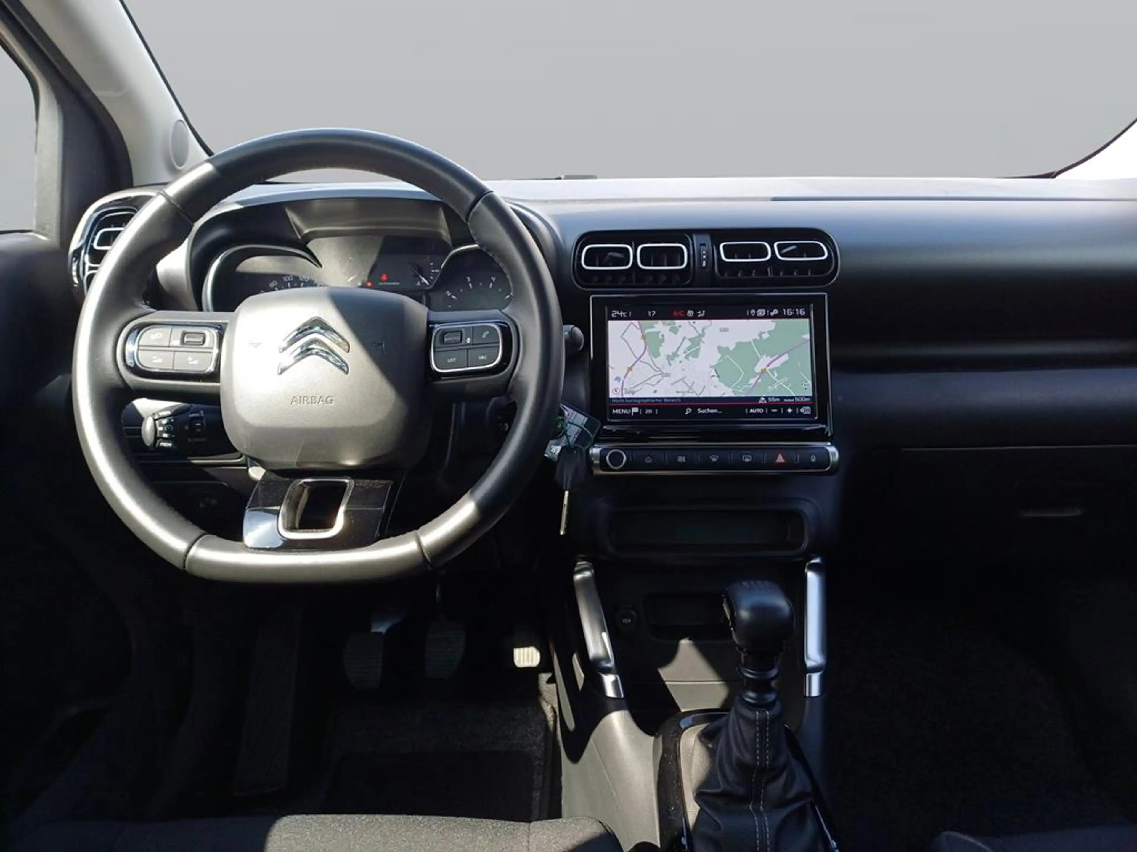 Citroen C3 Aircross PureTech 110 S&S Shine — photo 9