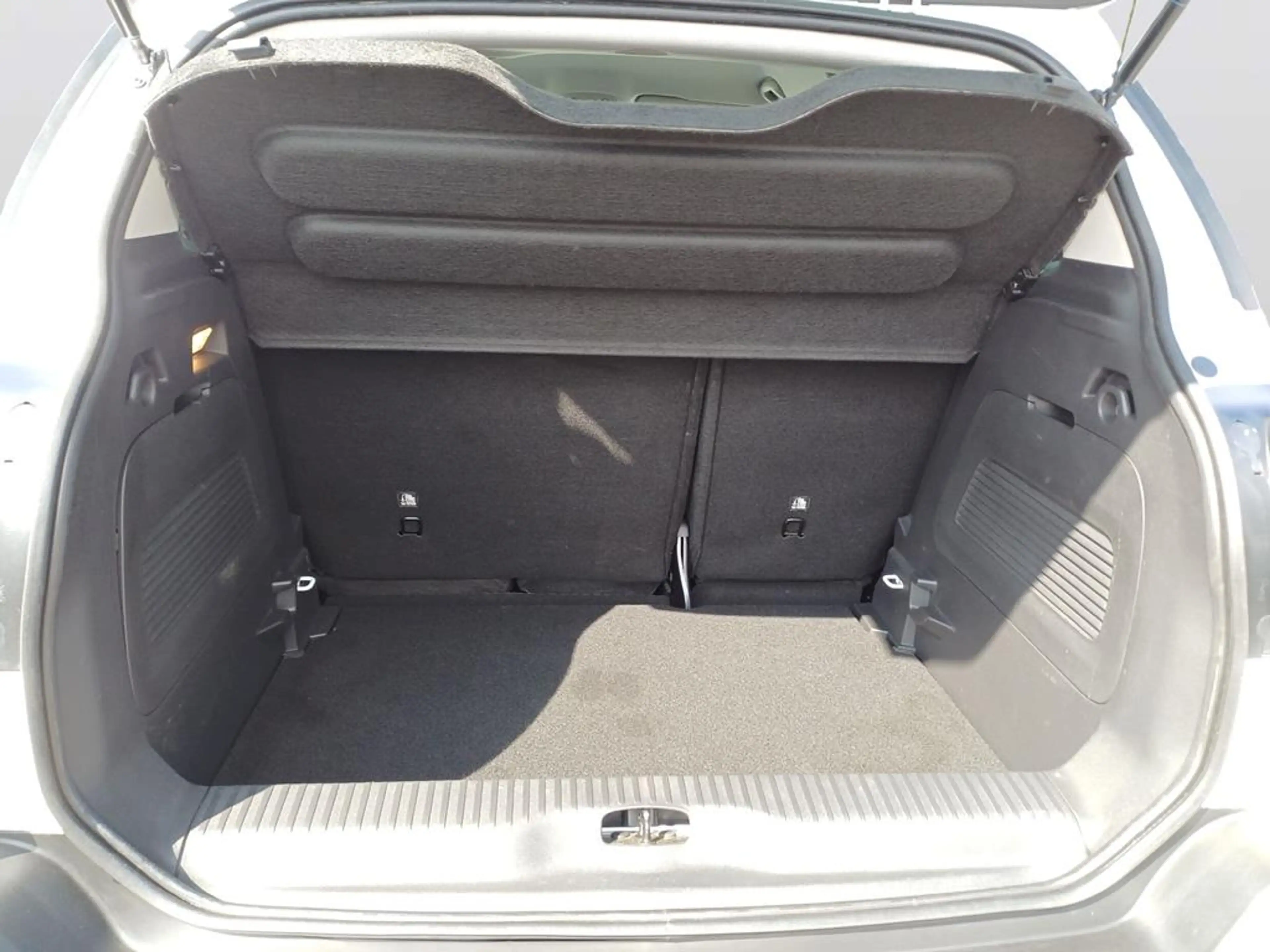 Citroen C3 Aircross PureTech 110 S&S Shine — photo 6
