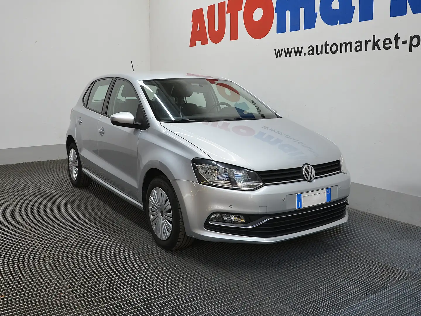 Volkswagen Polo 5p 1.0 MPI Comfortline Argento - 2