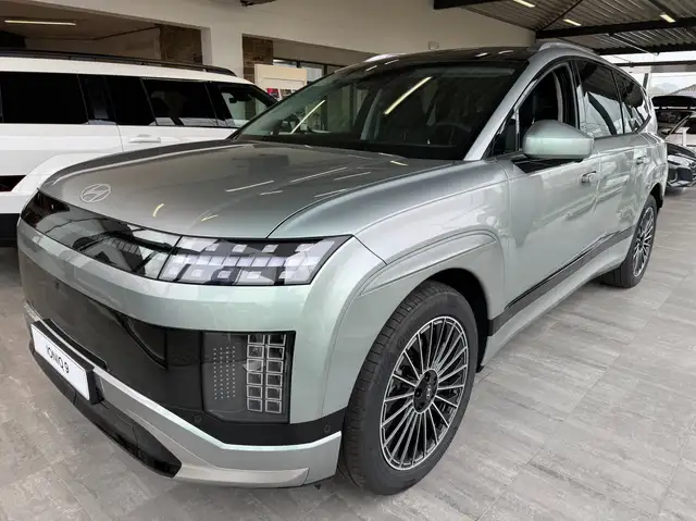 Hyundai IONIQ 9 Calligraphy AWD Performance Dual Motor 110 kWh 7S