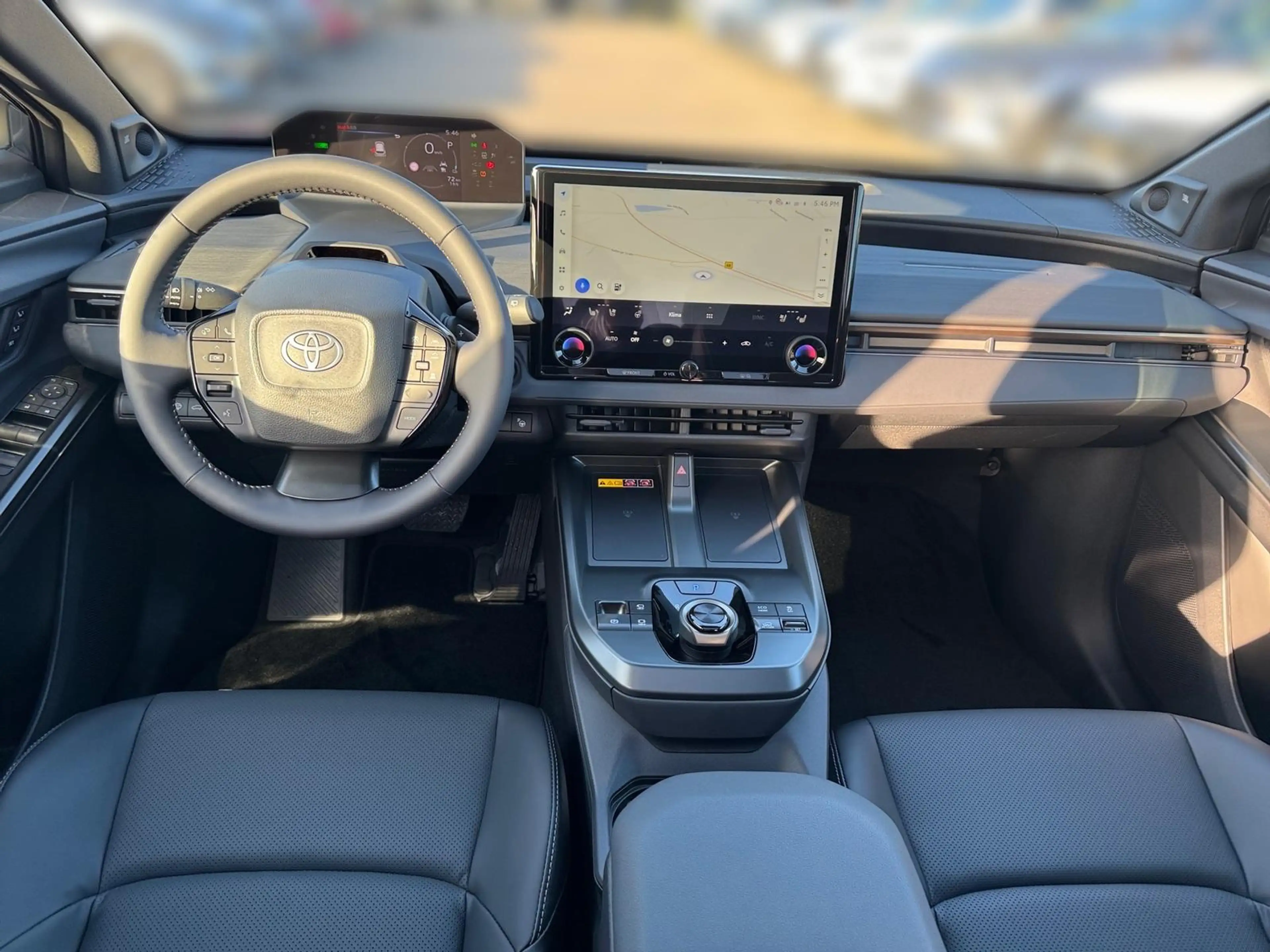 Toyota bZ4X Touring Lounge Leder Pano *Vollausstattung* — photo 11