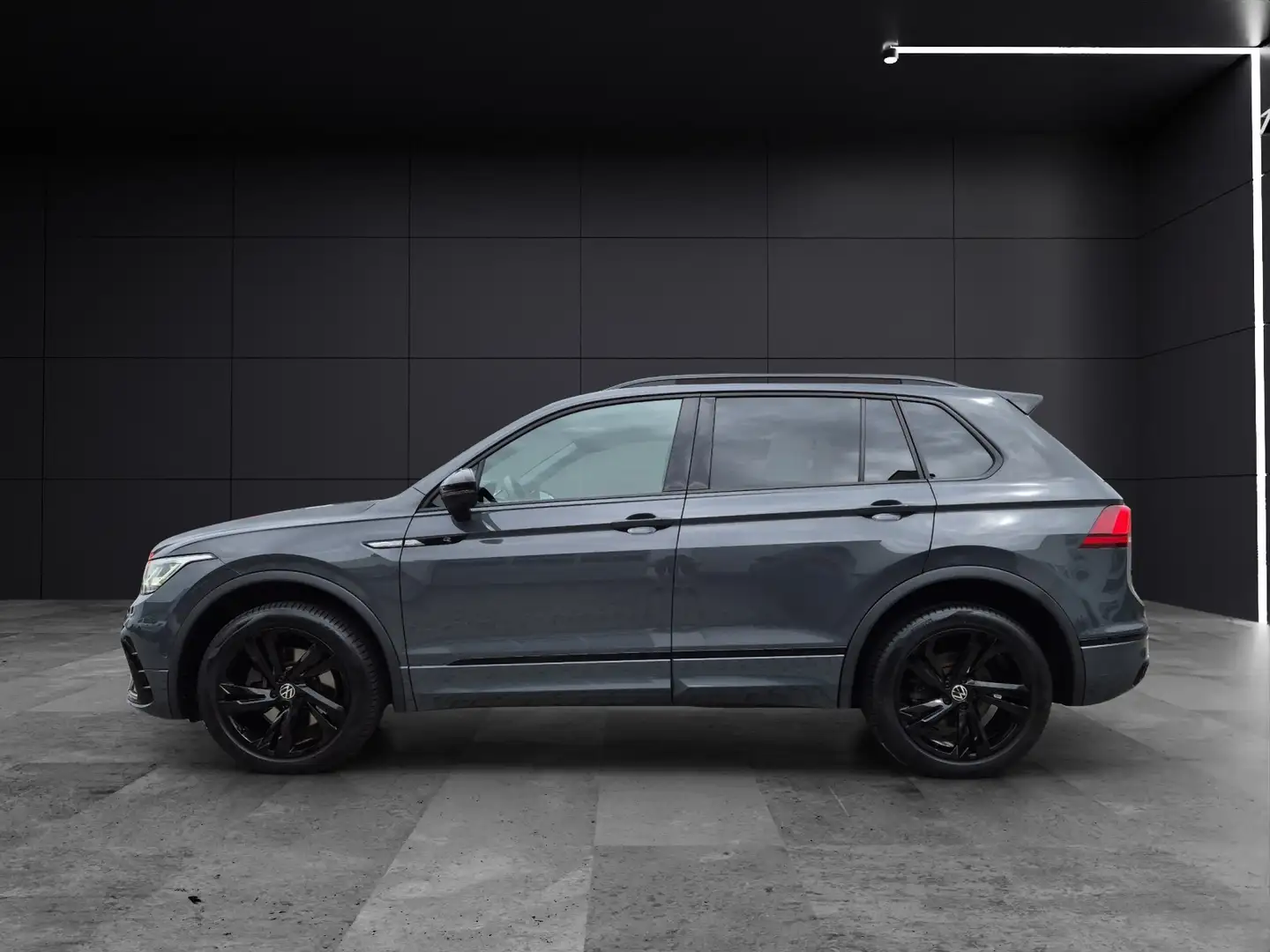 Volkswagen Tiguan TSI R-Line 4M DSG Matrix AHK Navi ACC RFK HUD 19" Grau - 2