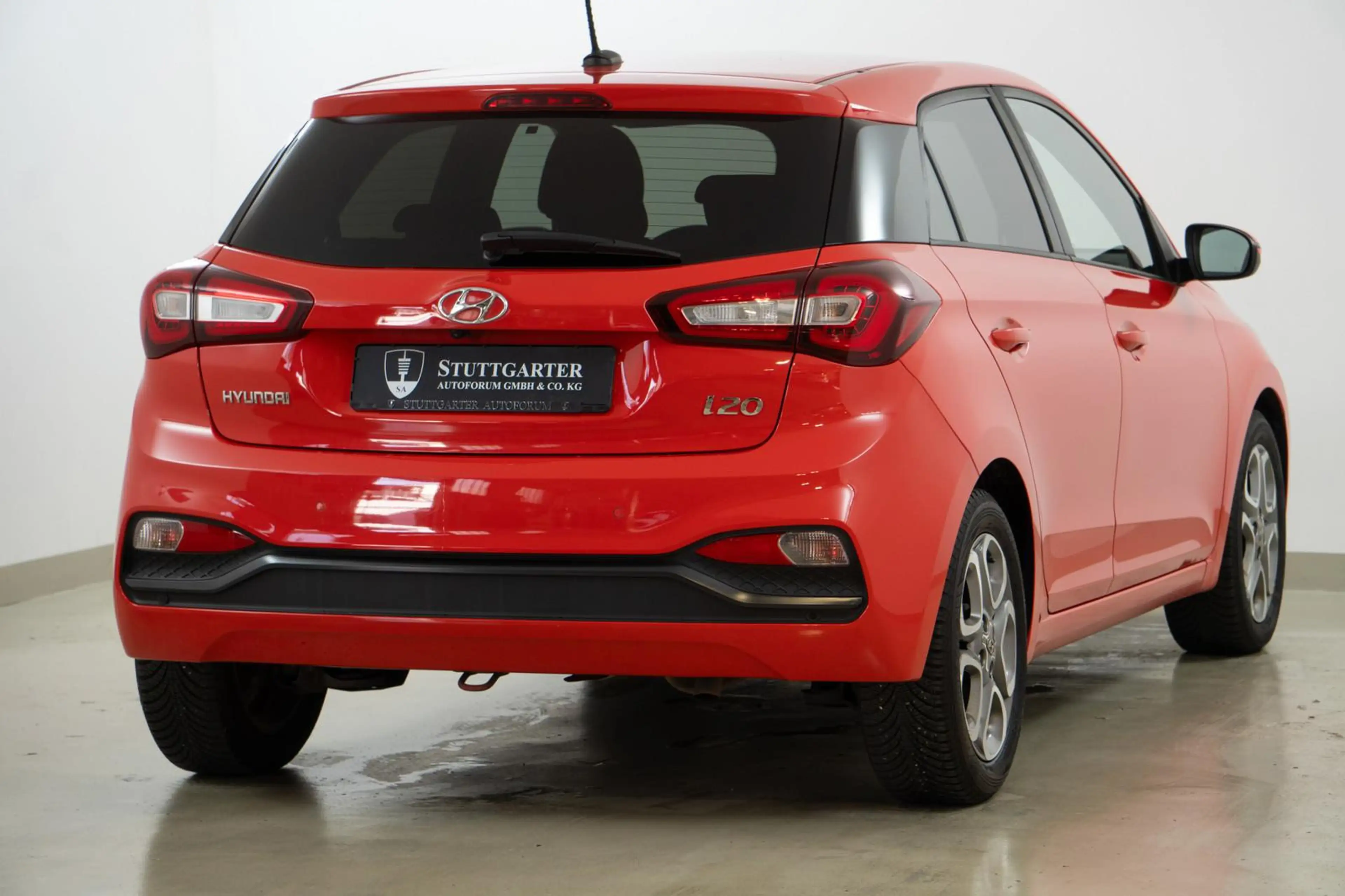 Hyundai i20 Style Kamera PDC Navi — photo 6