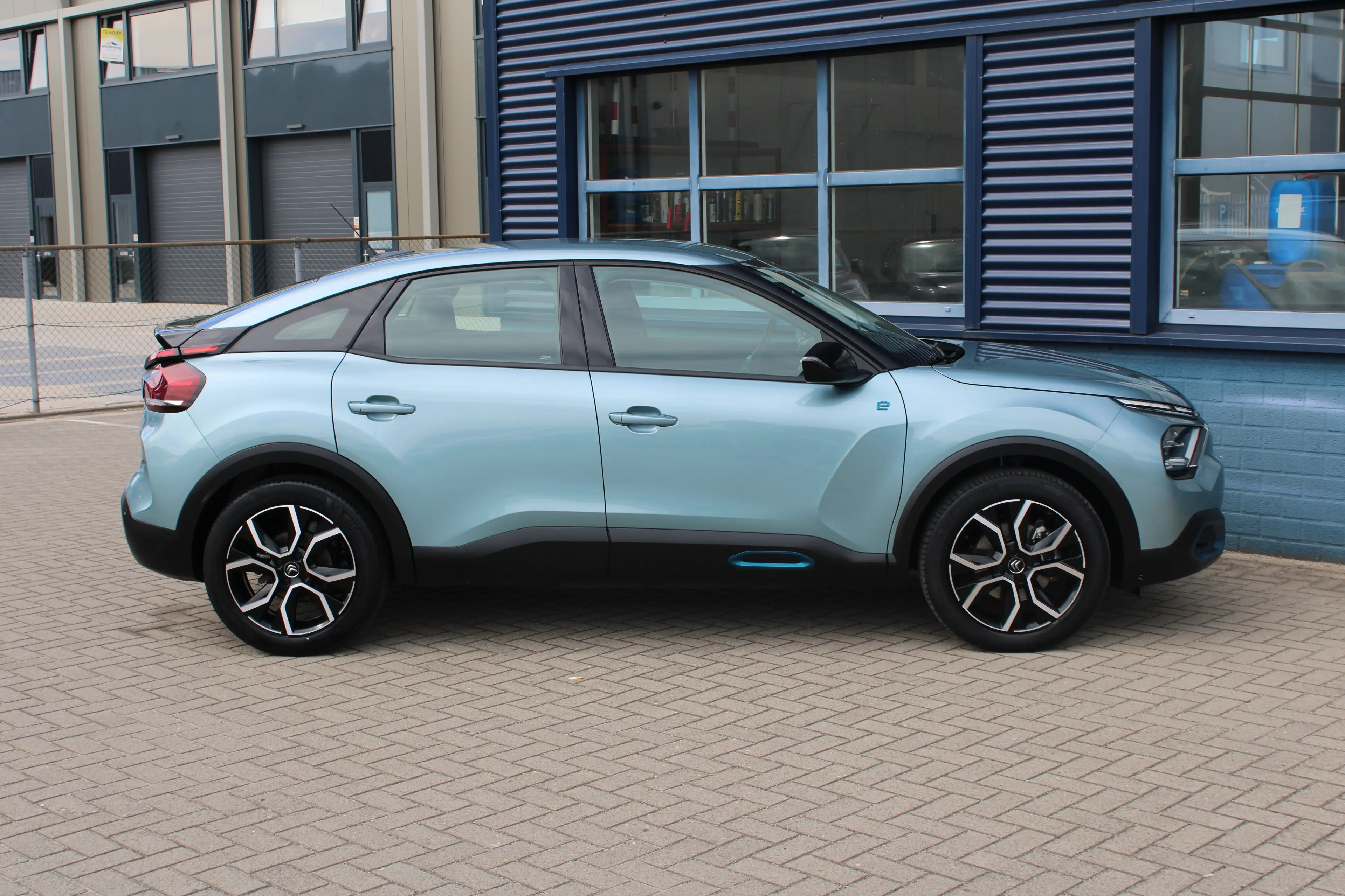 Citroen E-C4 Electric Feel Pack 50 kWh SOH waarde 91,44 | Achterbank in — photo 7
