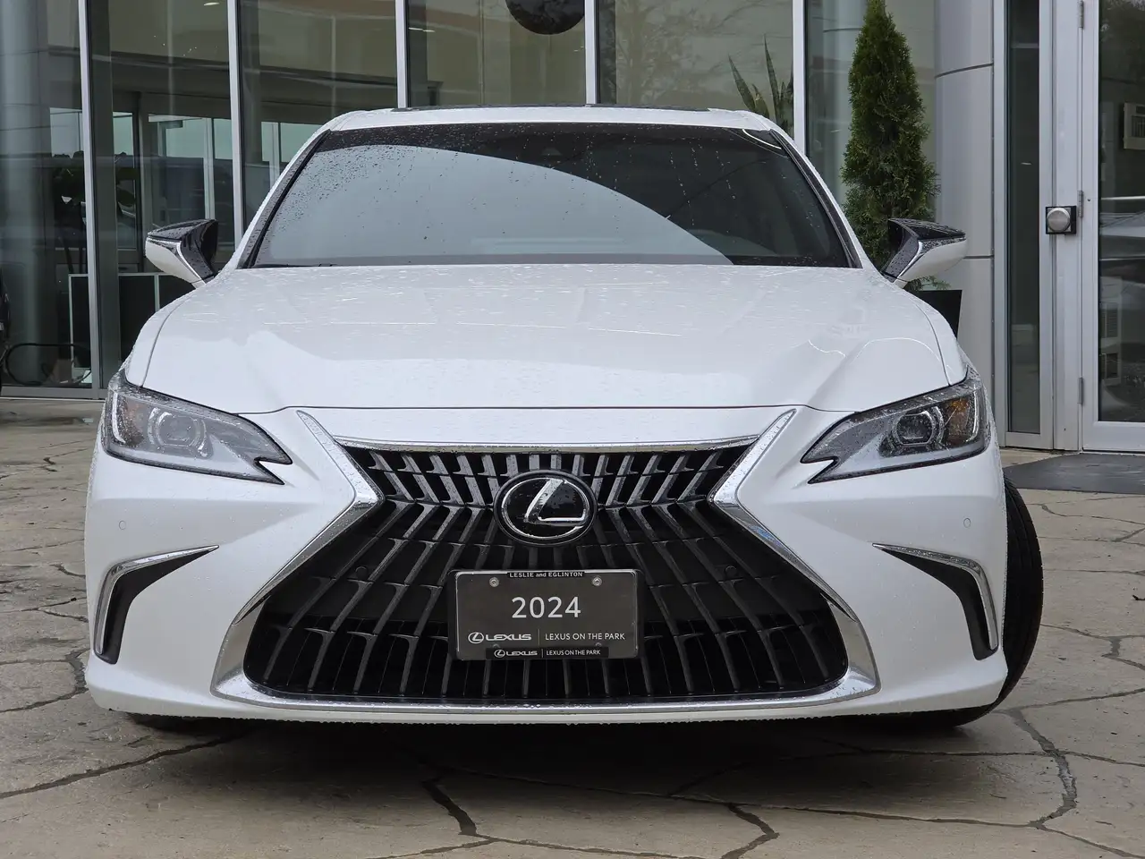Lexus ES photo Lexus ES