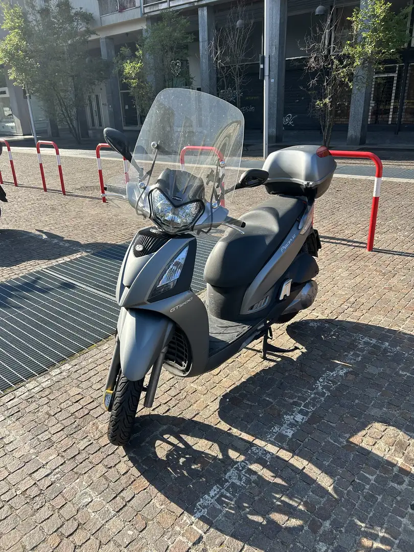 Kymco People GTi Kymco People GTi cilindrata 200 - 2