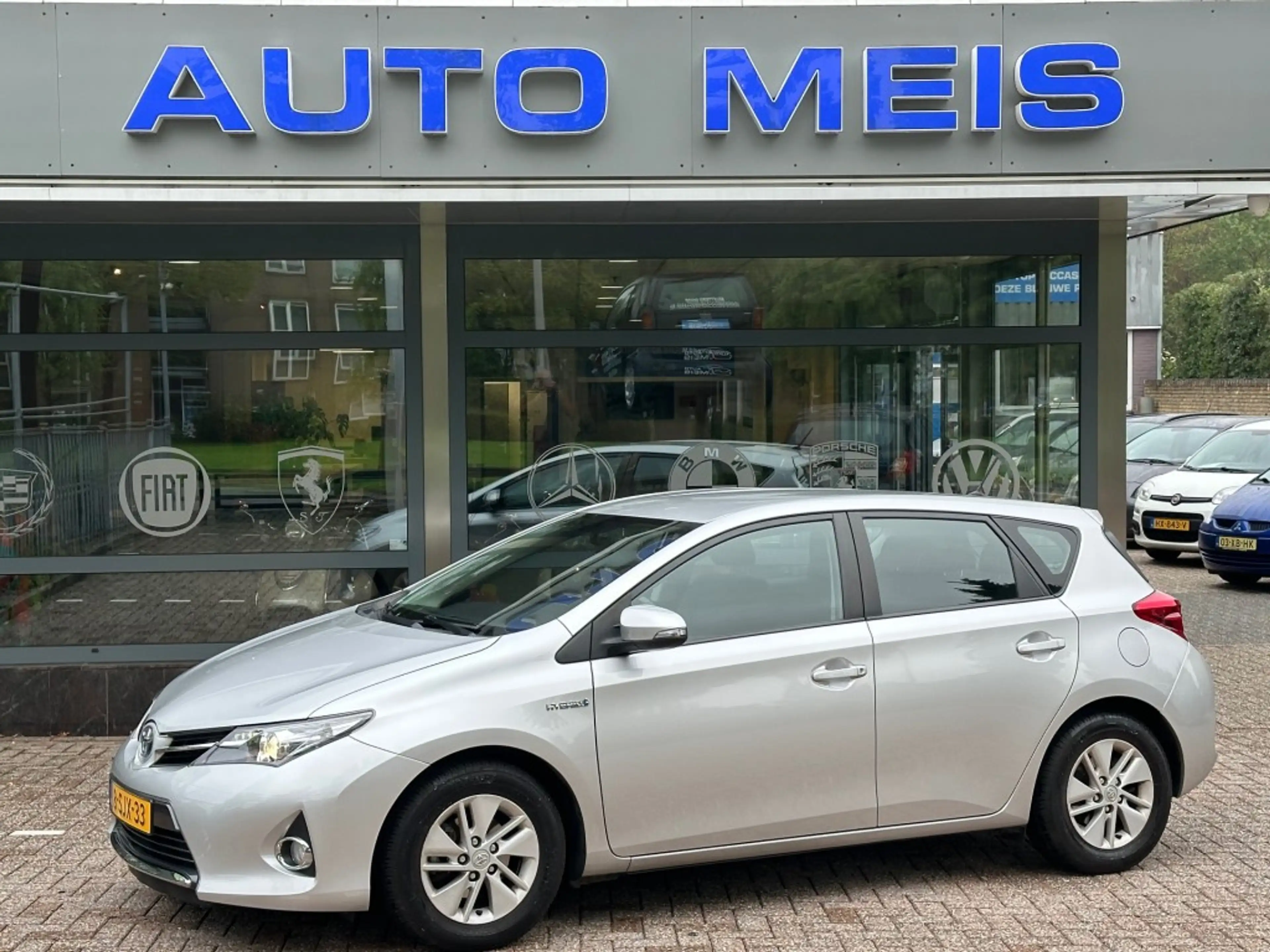 Toyota Auris 1.8 Hybrid Aspiration Automaat Navi camera Cruise