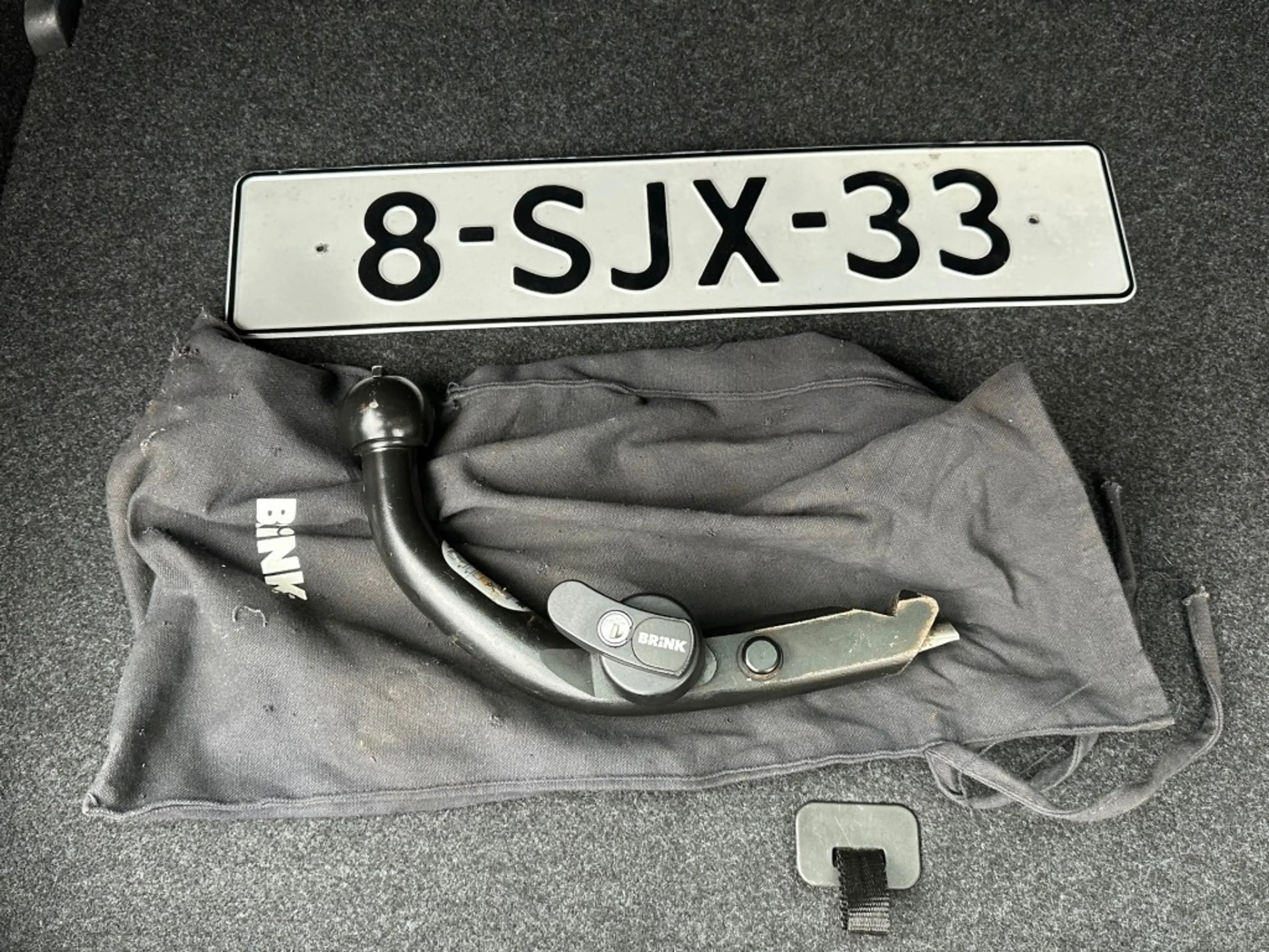 Toyota Auris 1.8 Hybrid Aspiration Automaat Navi camera Cruise — photo 8