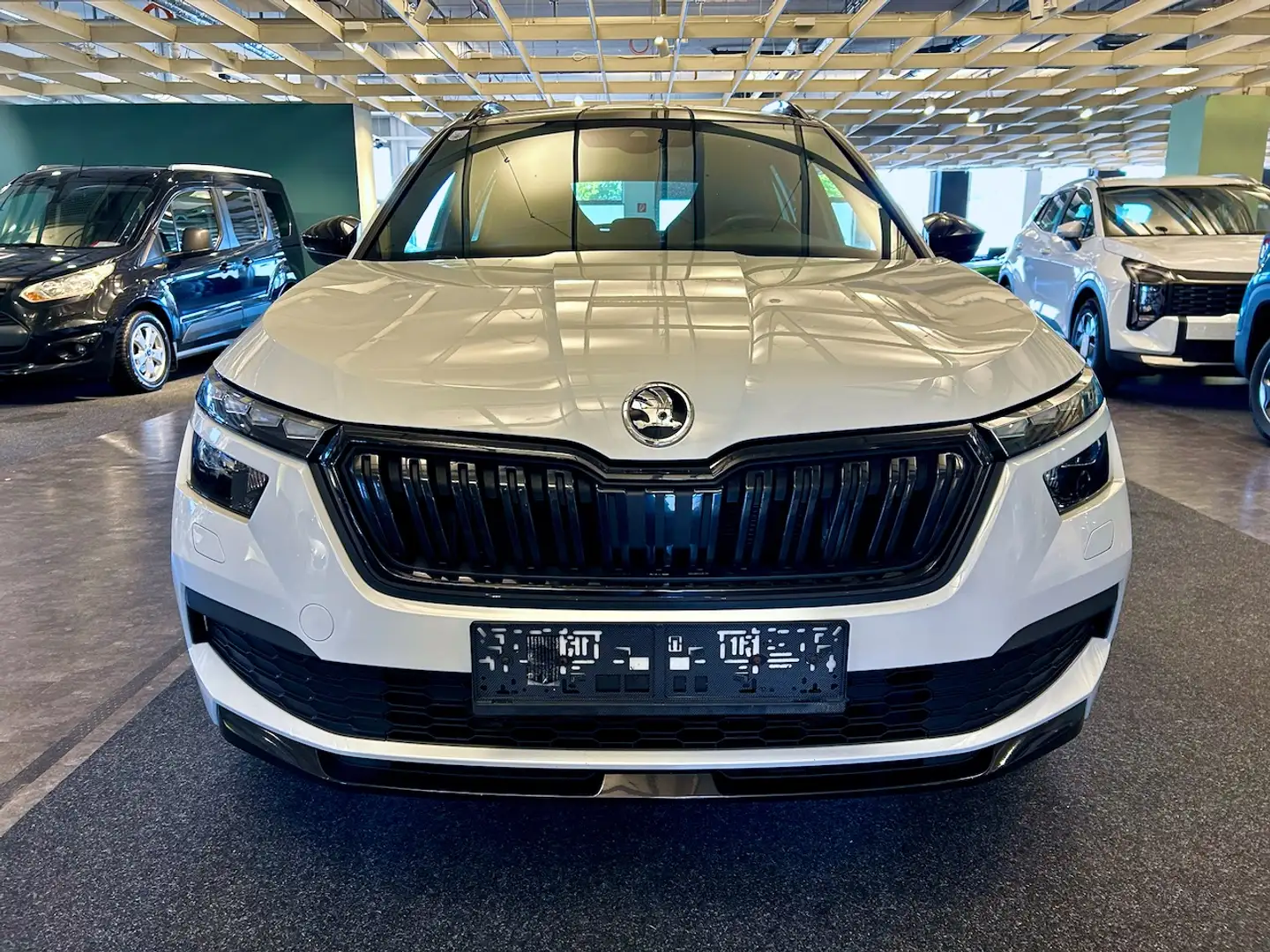 Skoda Kamiq 1,5 TSI Monte Carlo Weiß - 2