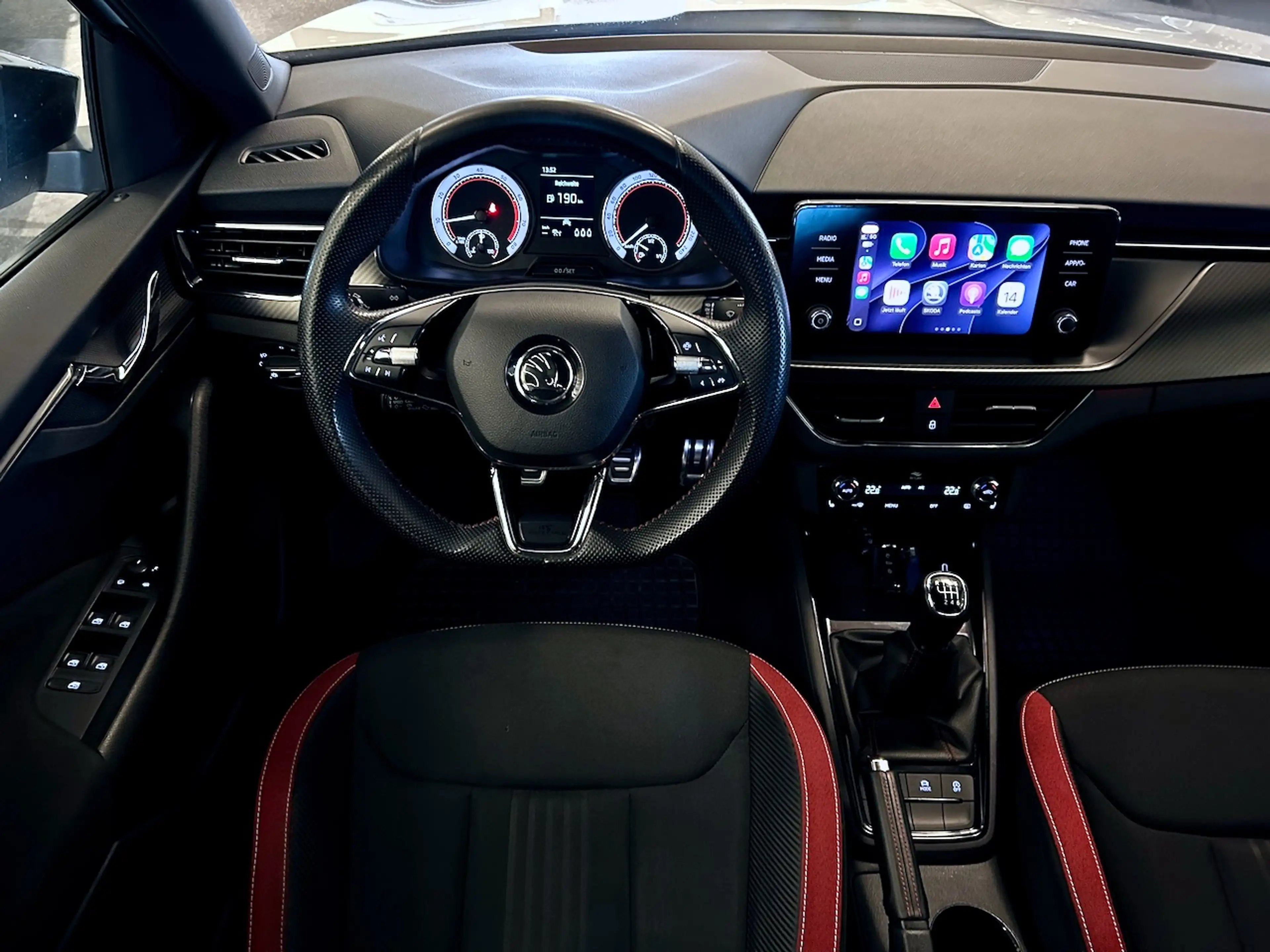 Skoda Kamiq 1,5 TSI Monte Carlo — photo 11