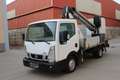 Nissan Cabstar 35.14/1 Cabina Abatible Básico Blanco - thumbnail 2