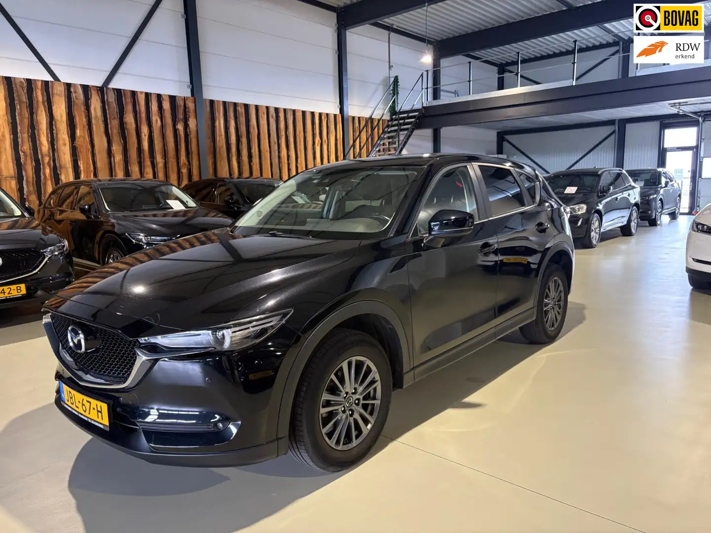 Mazda CX-5 2.0 SkyActiv-G 165 Skylease Schwarz - 1