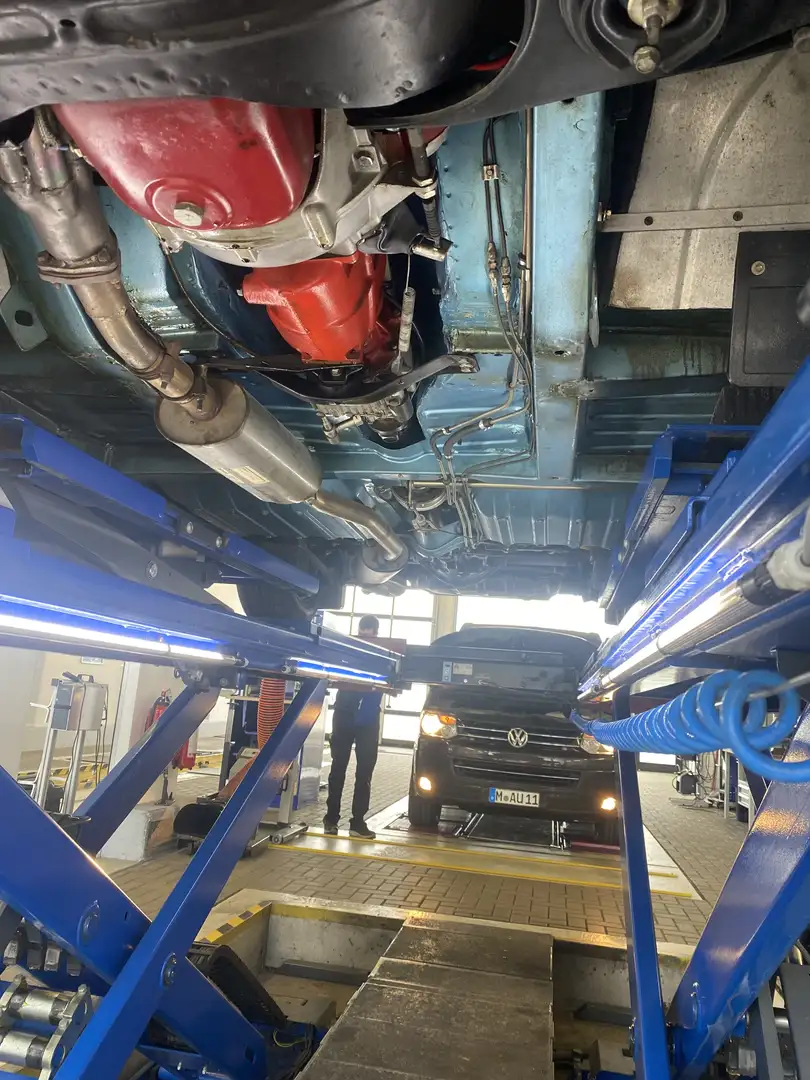 Volvo P1800 P1800 ES Blau - 2