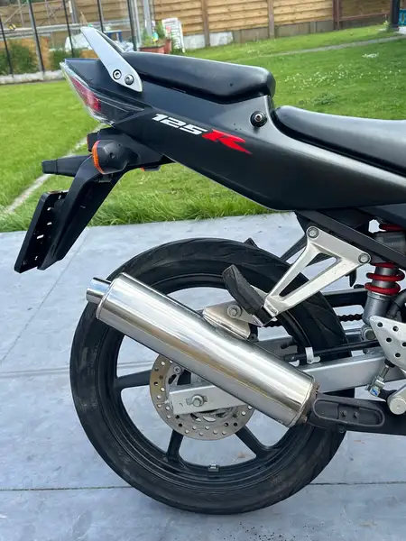 Honda CB 125 - foto 6