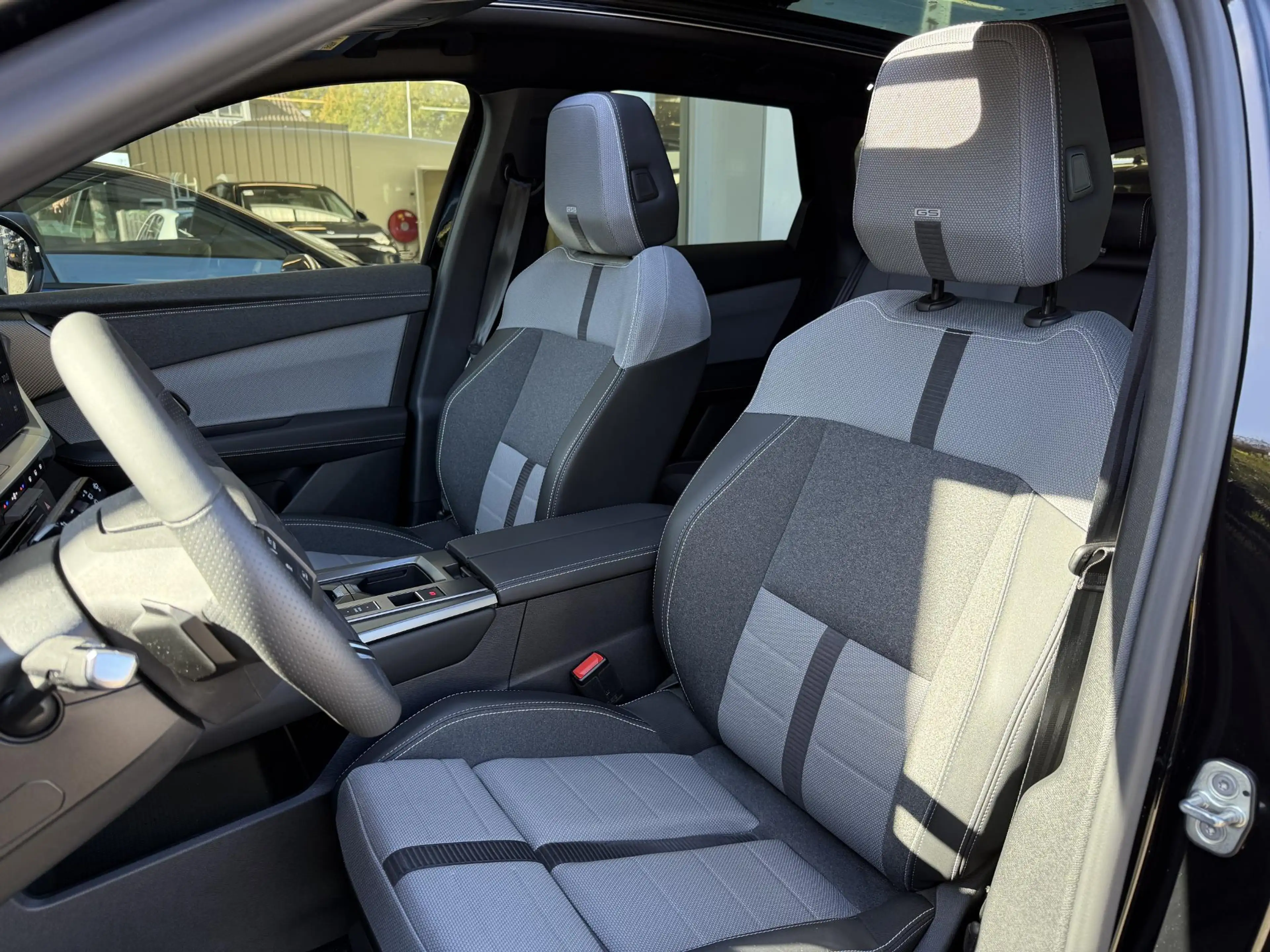 Opel Grandland 1.2 Turbo Hybrid GS | Afneembare Trekhaak | Schuif — photo 5