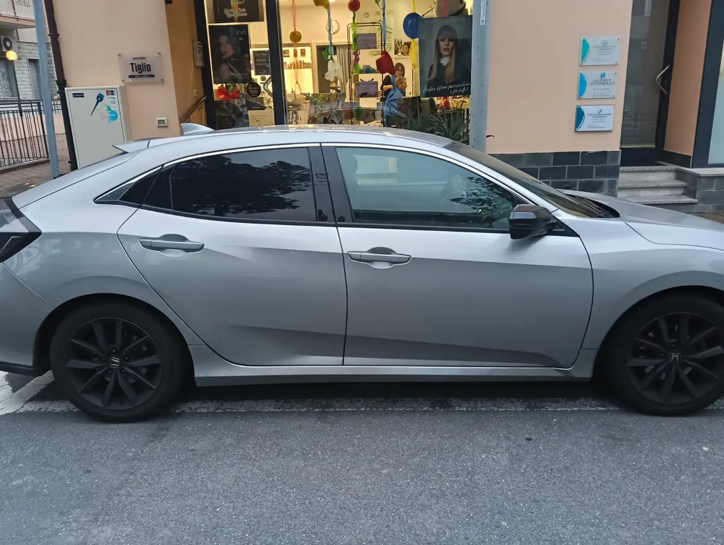Honda Civic 5p 1.6 Comfort Navi - 2
