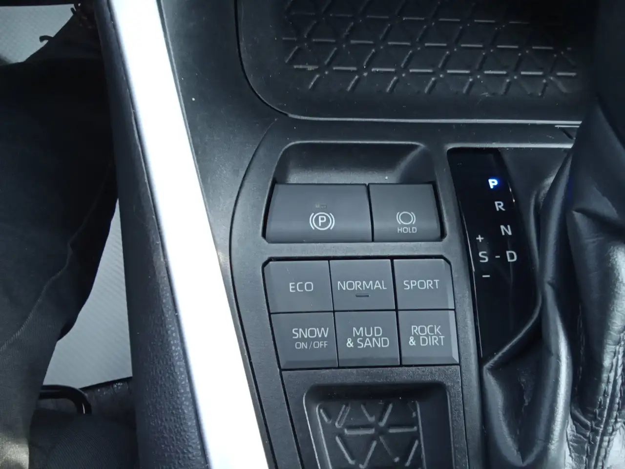 Toyota RAV 4 photo Toyota RAV 4