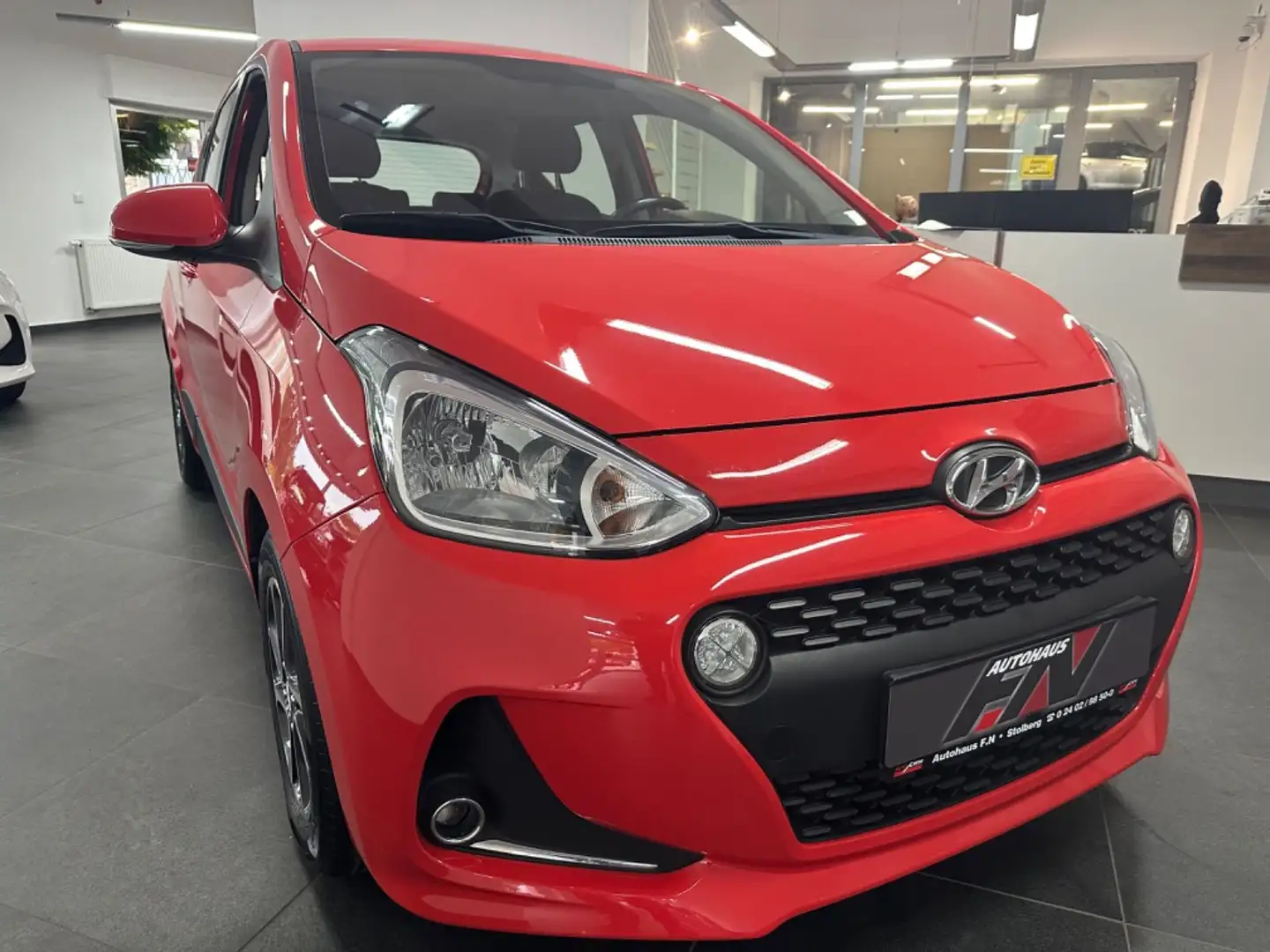 Hyundai i10 Style CarPlay/DAB/Lenkrad heizbar/SHZ/Klima Rot - 1