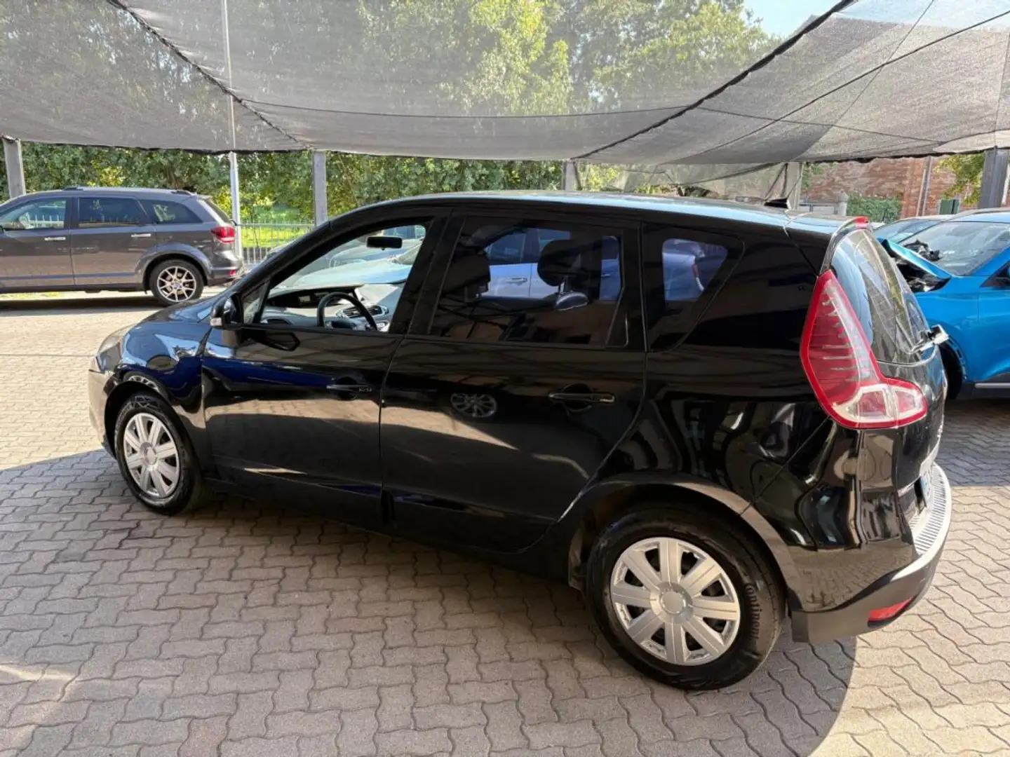 Renault Scenic X-Mod 1.5 dCi 110CV Luxe Grigio - 2