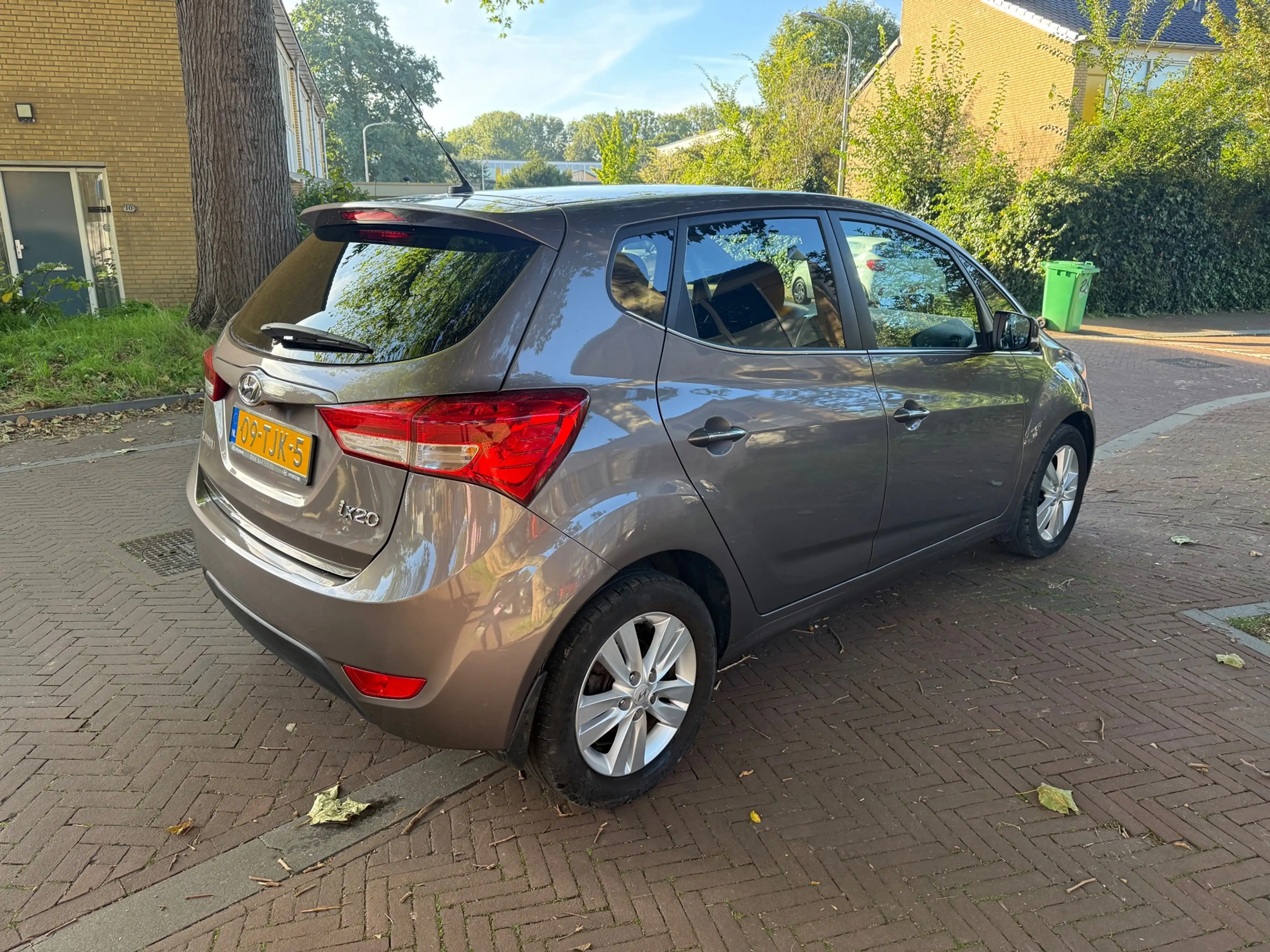 Hyundai iX20 AUTOMAAT / Tweede eigenaar / Airco / Nette auto — photo 3