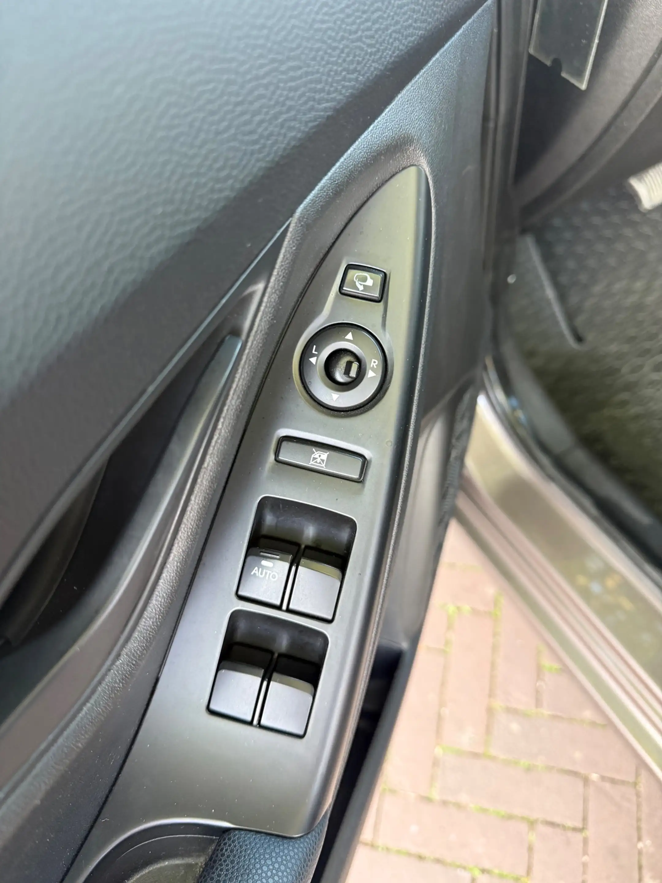 Hyundai iX20 AUTOMAAT / Tweede eigenaar / Airco / Nette auto — photo 9