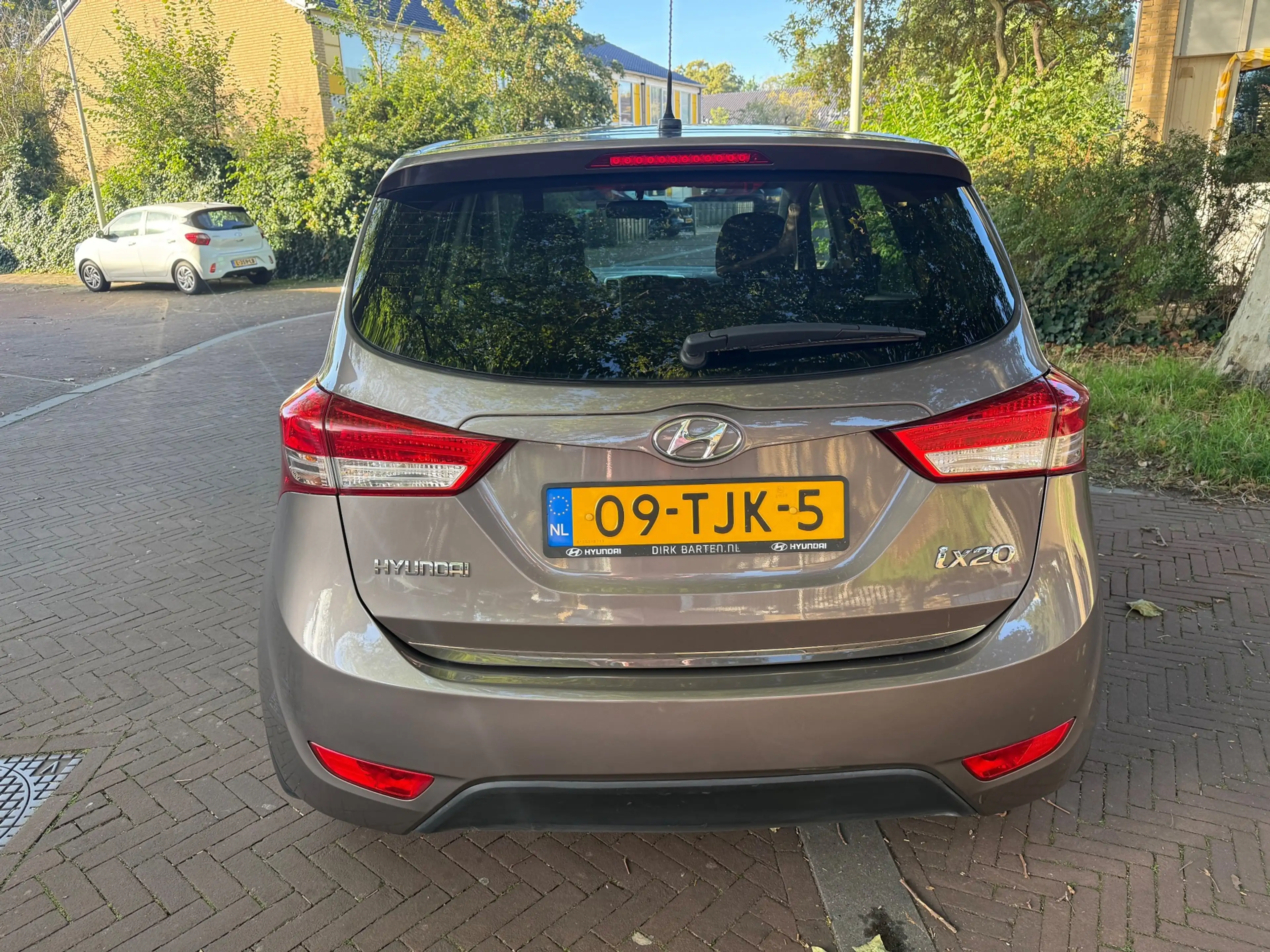 Hyundai iX20 AUTOMAAT / Tweede eigenaar / Airco / Nette auto — photo 4