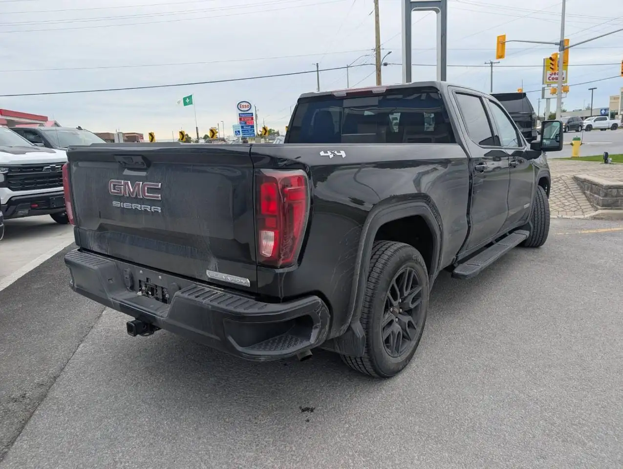 GMC Sierra 1500 снимка GMC Sierra 1500