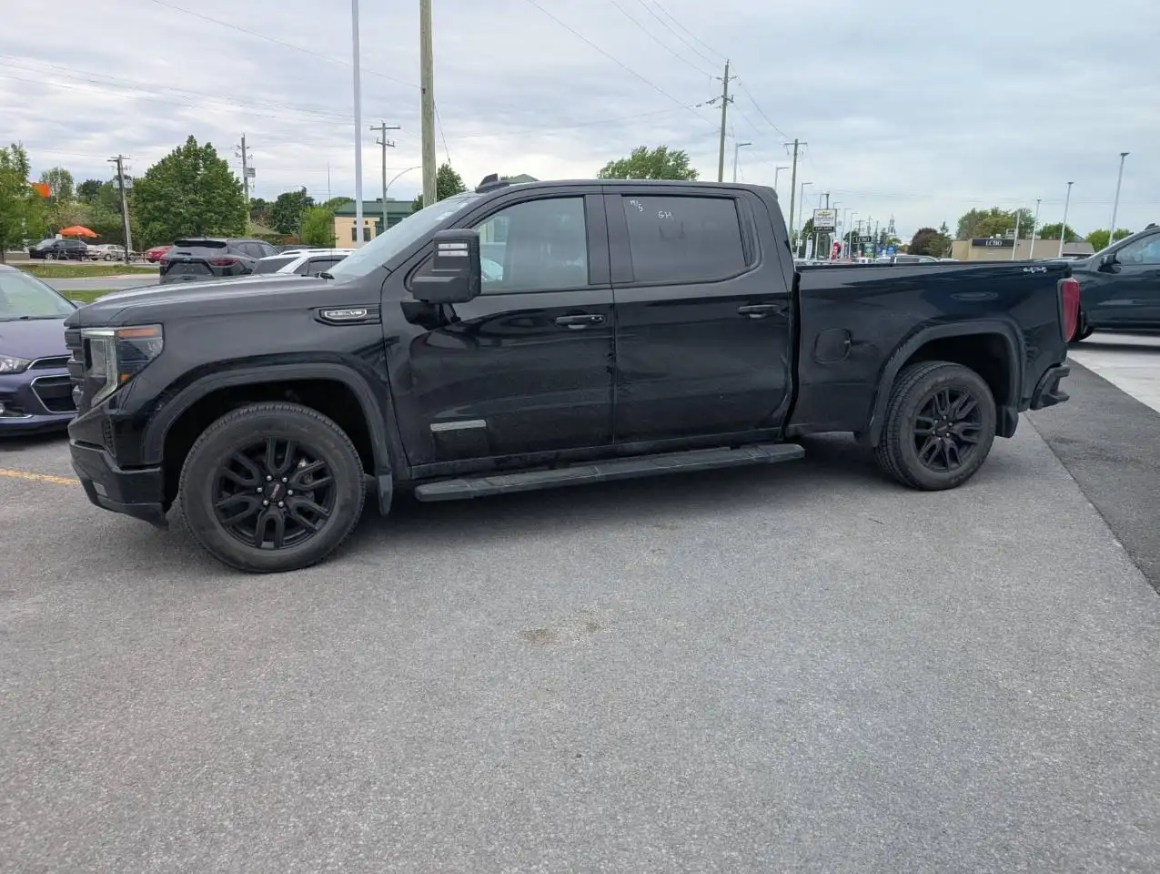 GMC Sierra 1500 снимка GMC Sierra 1500