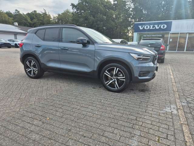 Imagine Volvo XC40 R-Design Expression Rech. Plug-In Hybrid T5
