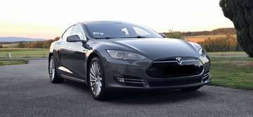 Model S 85 gratis laden am SUC