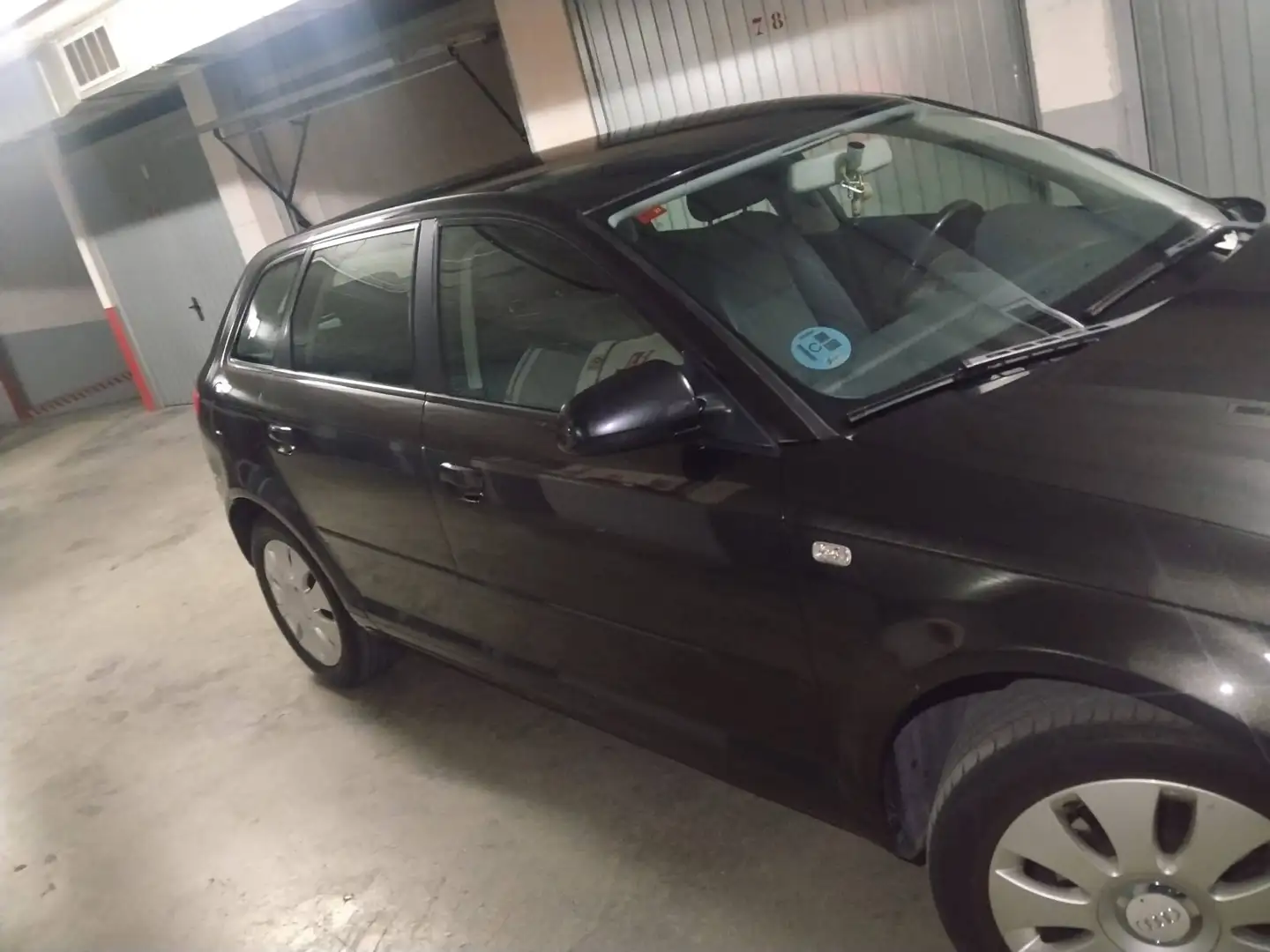 Audi A3 A3 Sportback 1.6 FSI Attraction Attraction Gris - 2