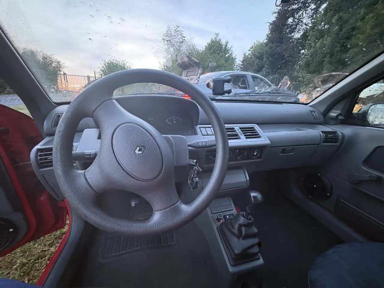 Renault Clio 1.2i Oasis, foto 4