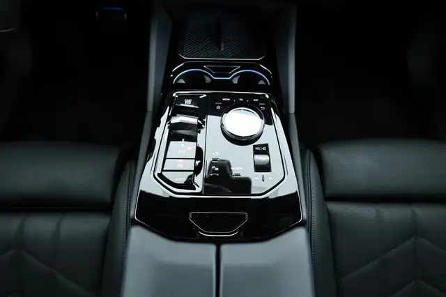 BMW 540 d xDrive MSport|Pano|Head-Up|Dr.Ass+|ParkAss+ Ansicht 13