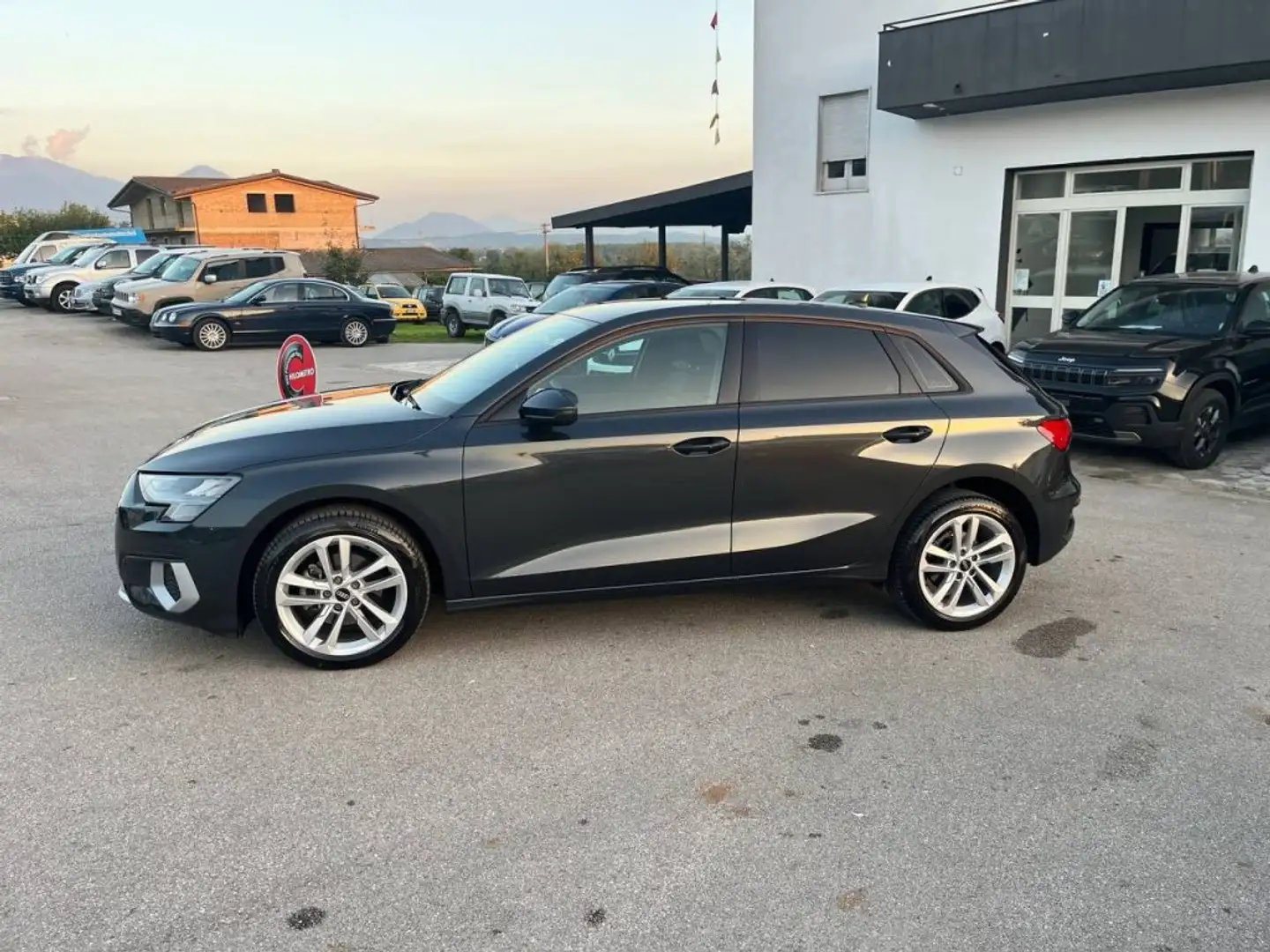 Audi A3 SPB 30 TDI Business Advanced Gris - 2